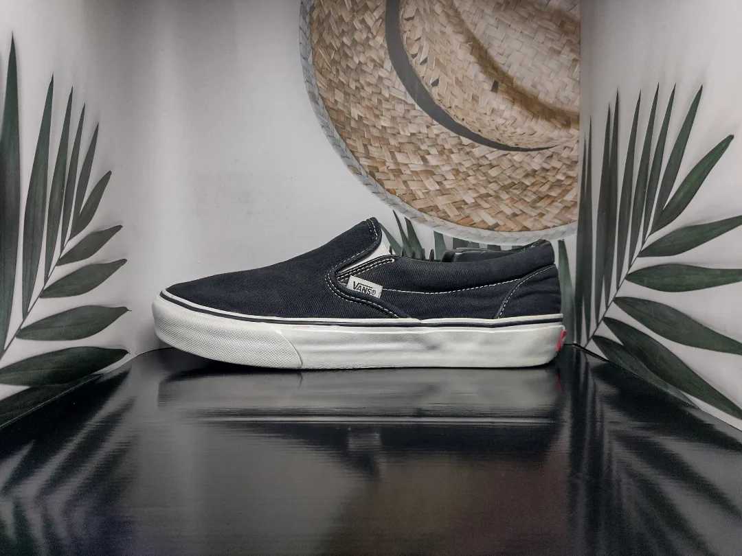 Vans slip on 40.5 new arrivals