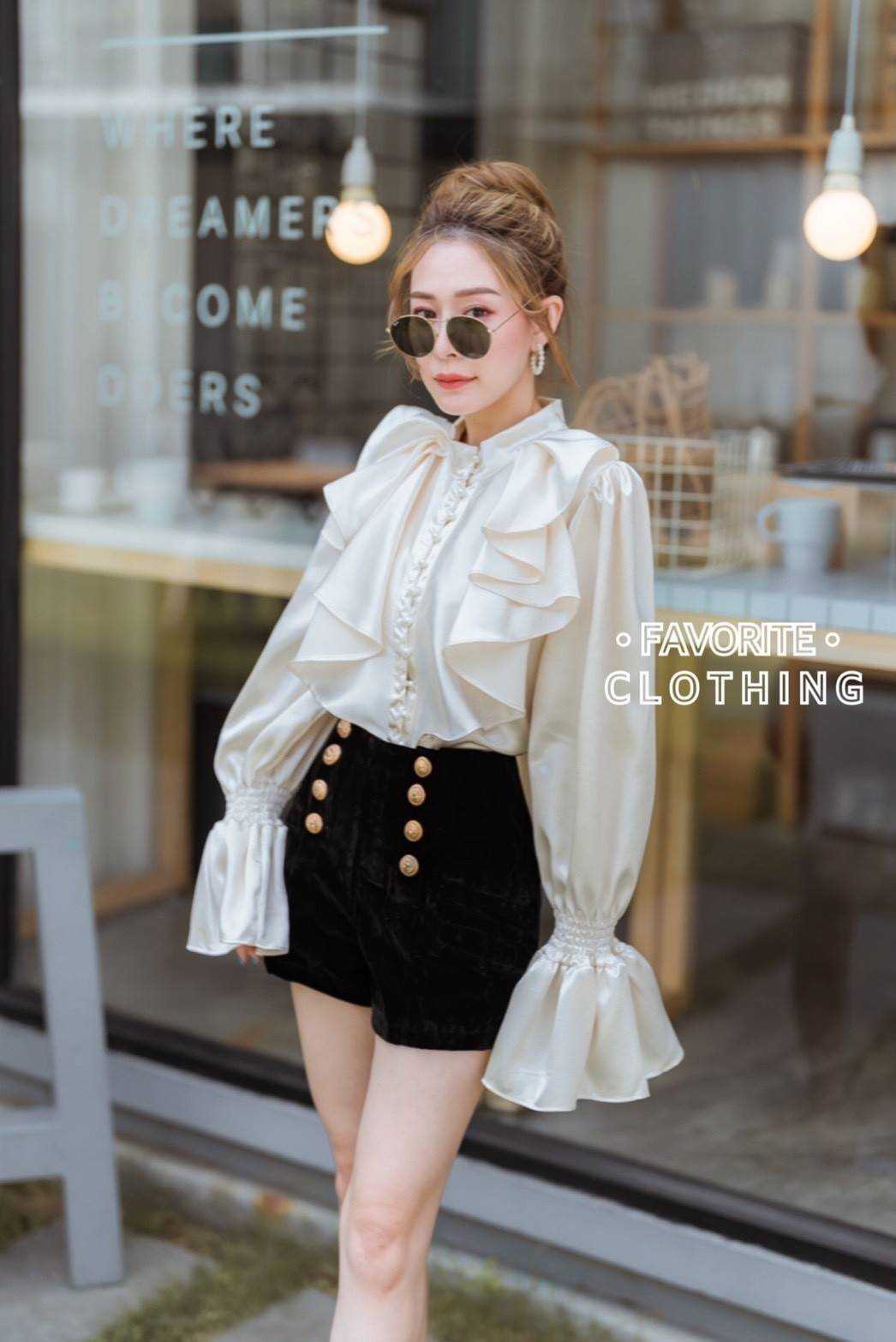 เสื้อผ้าแฟชั่นผู้หญิง | Line Shopping