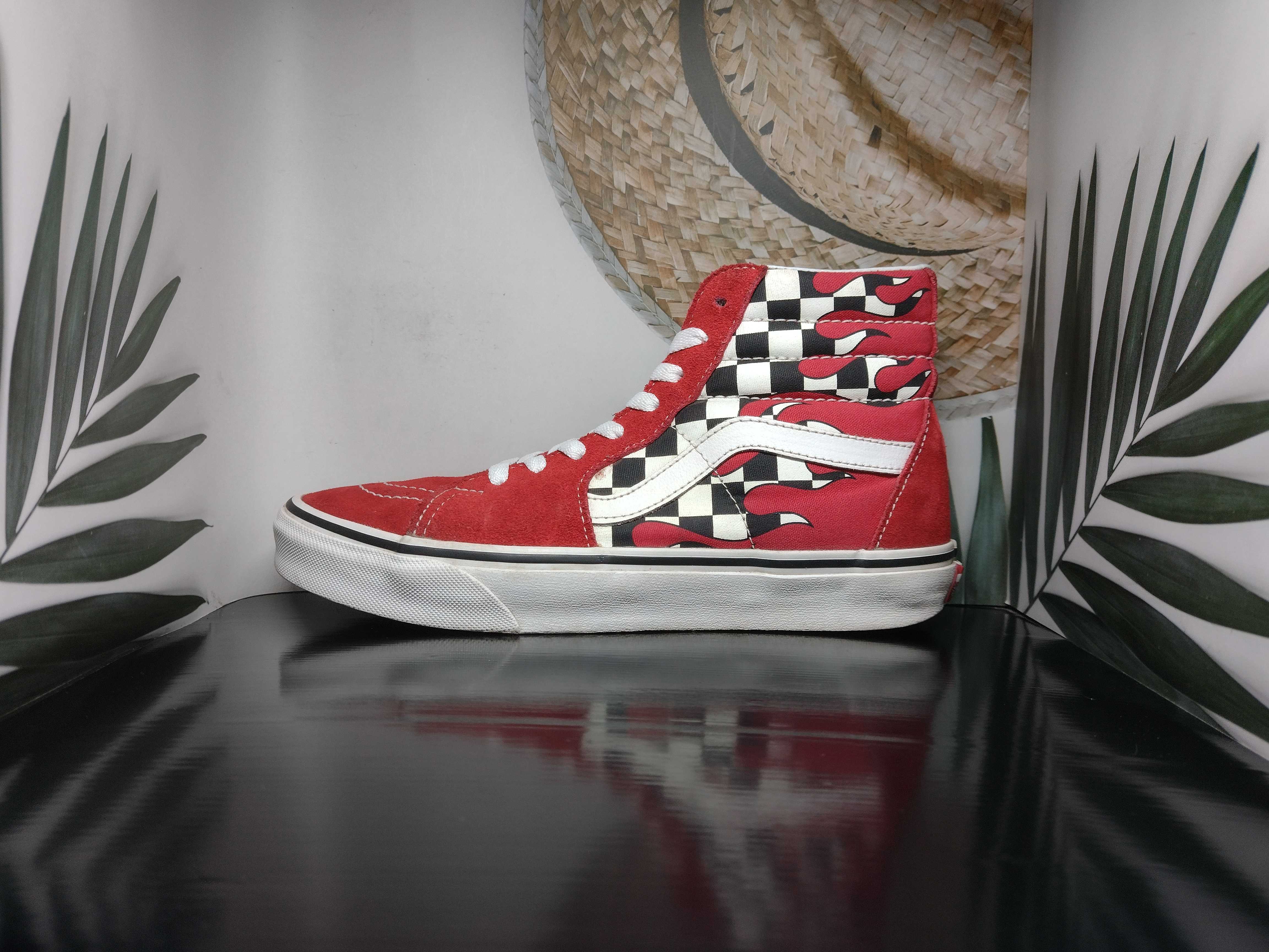 Checkerboard vans outlet red flame