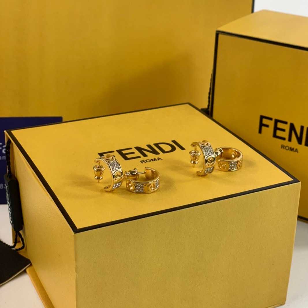 Fendi earrings sale store