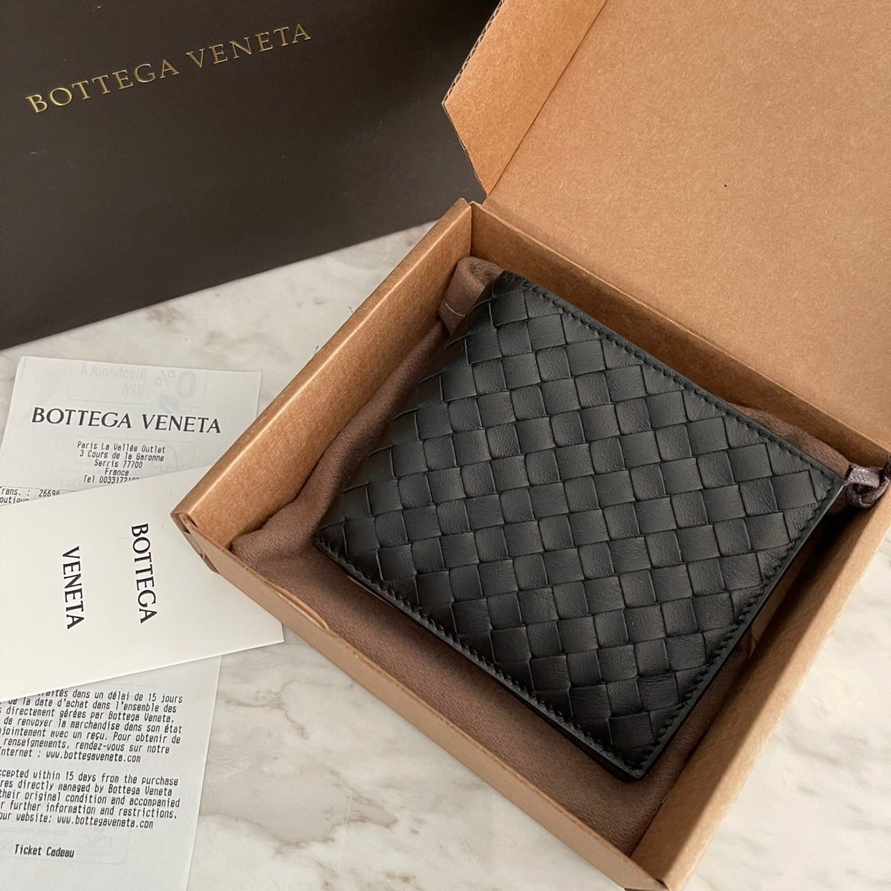 Bottega veneta wallet outlet shop