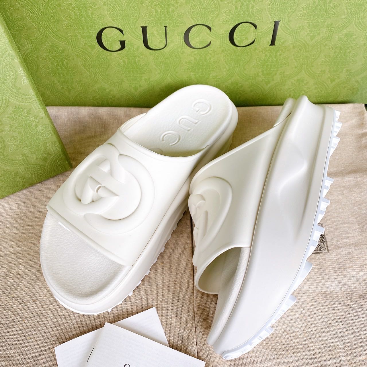 Gucci sandals, Women's Fashion, Footwear, Sandals on Carousell