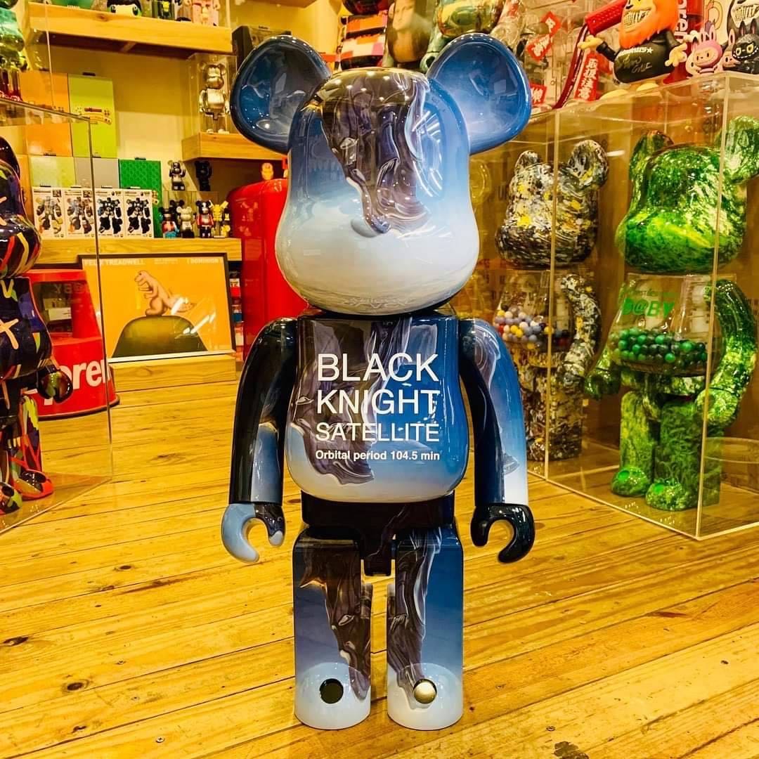 💙Be@rbrick Black knight Satellite 1000%💙 | LINE SHOPPING