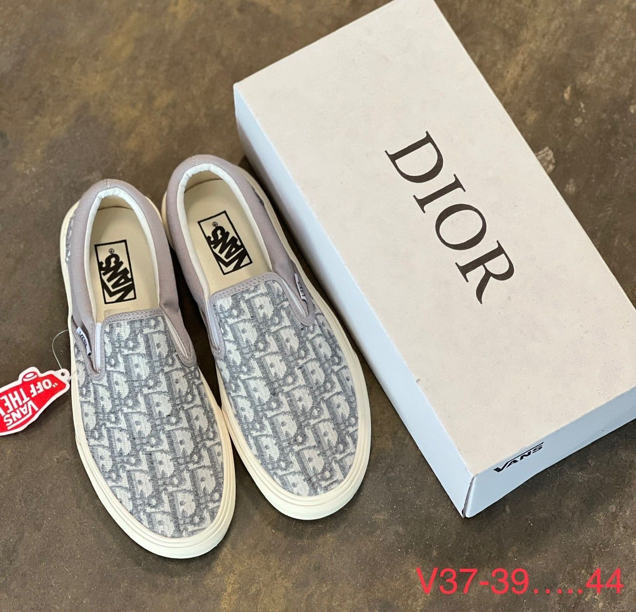 Slip on dior store