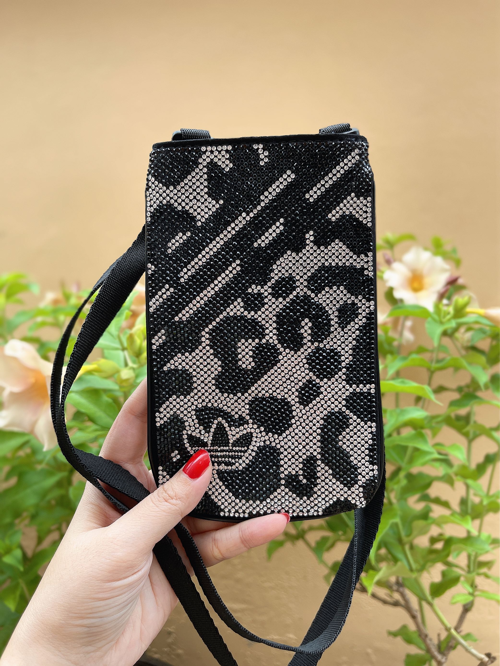 Adidas shop phone bag