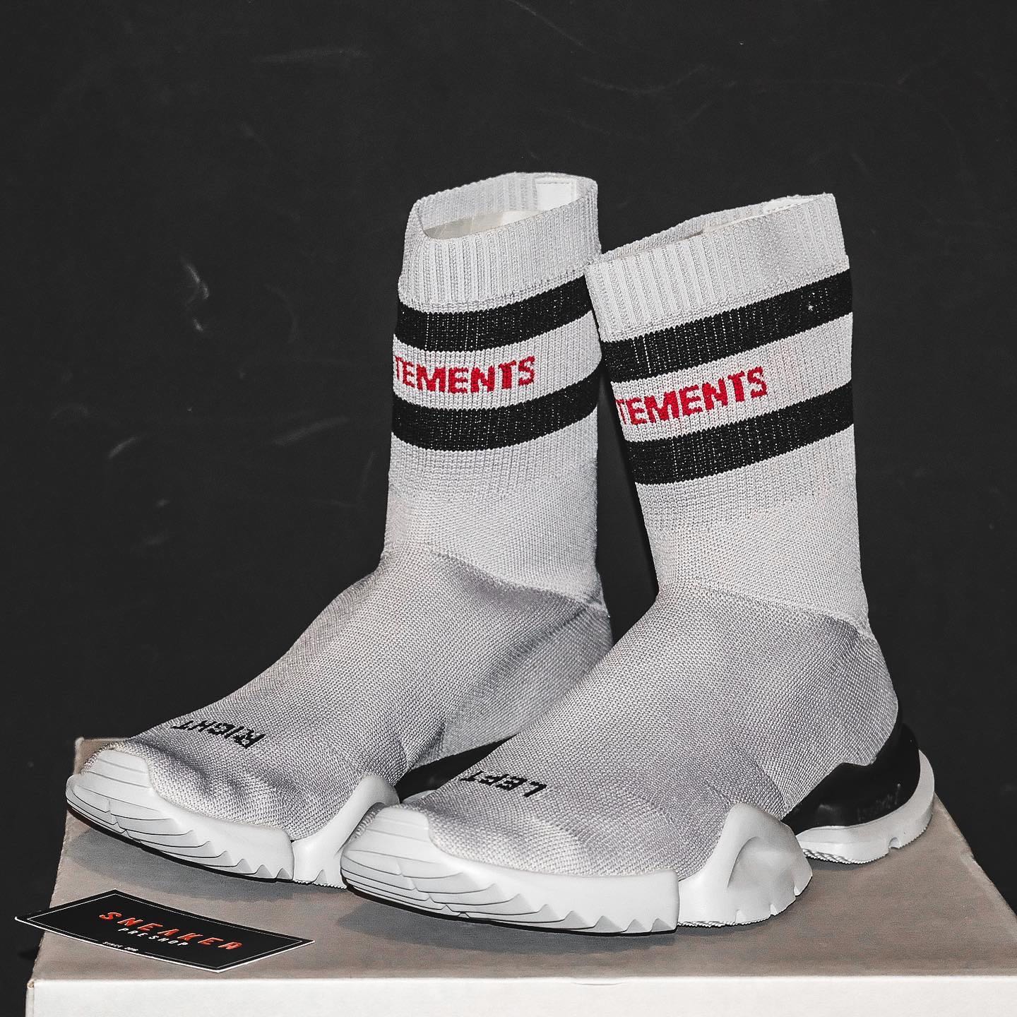 VETEMENTS Reebok socks runner 27