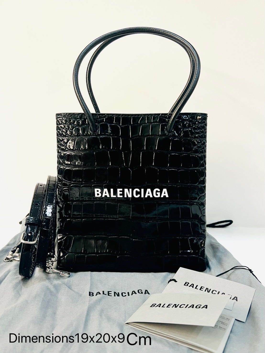 Balenciaga xxs hot sale