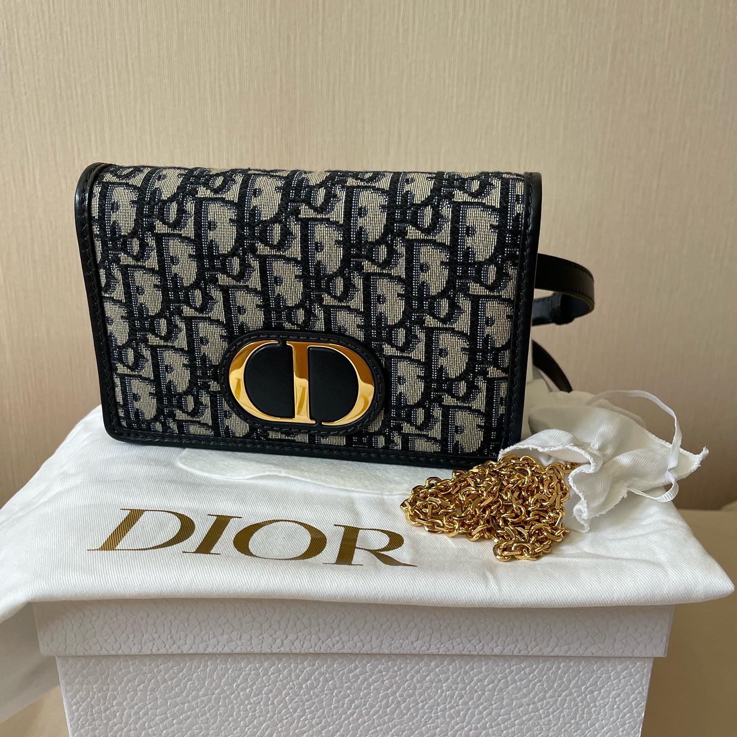 Cd crossbody bag store