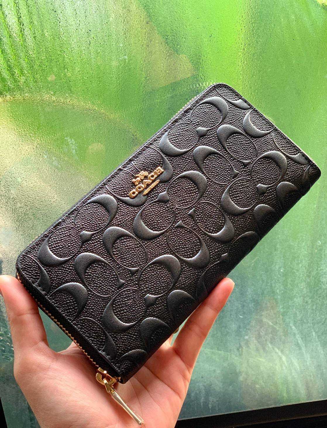 NEW IN COACH ACCORDION ZIP
