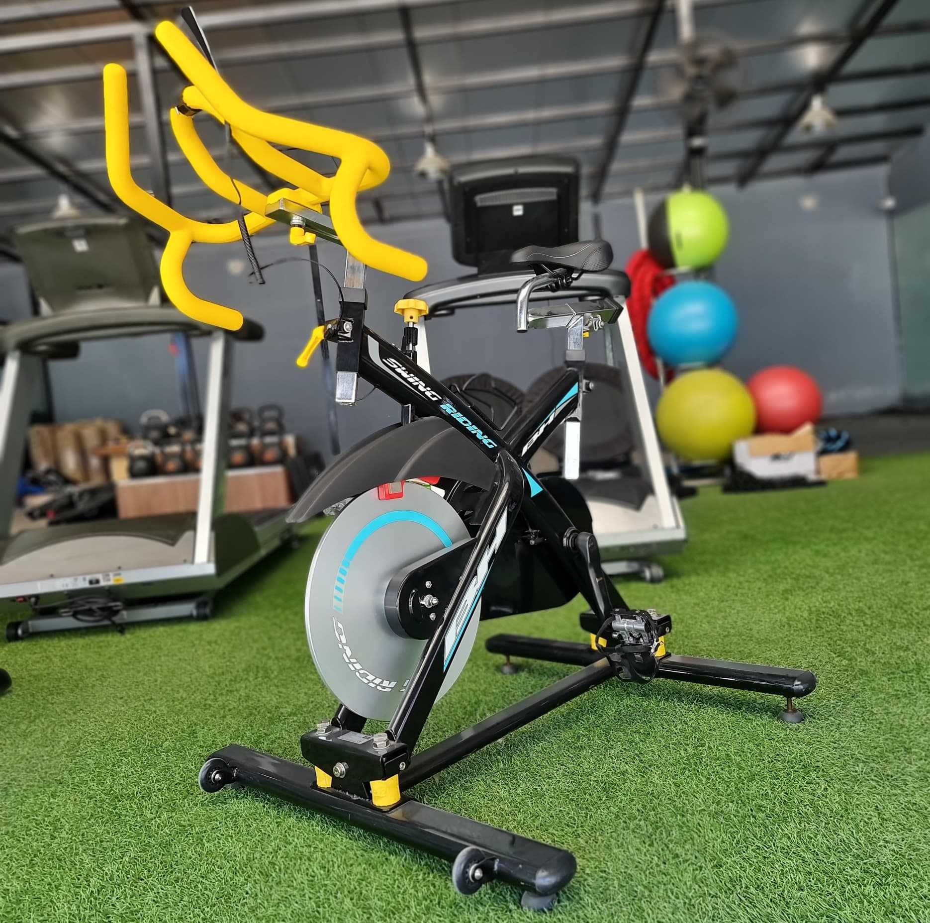 Swing spinning bike 2025