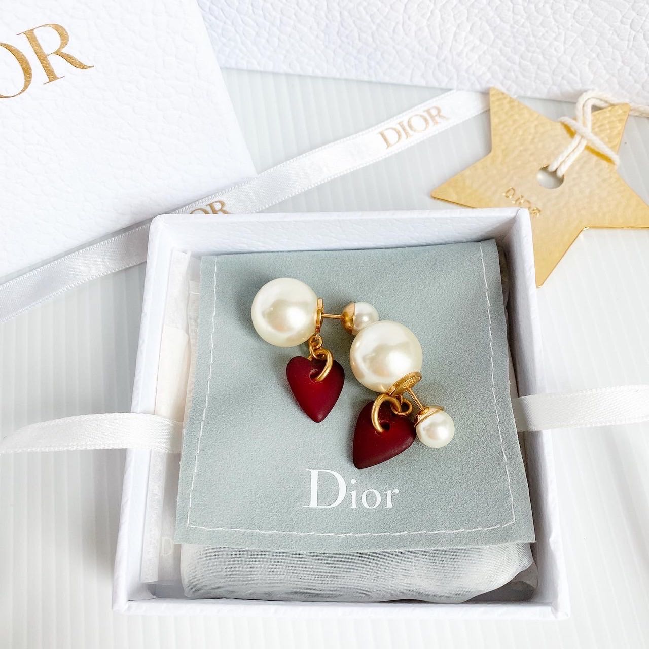 Dior heart earrings hot sale
