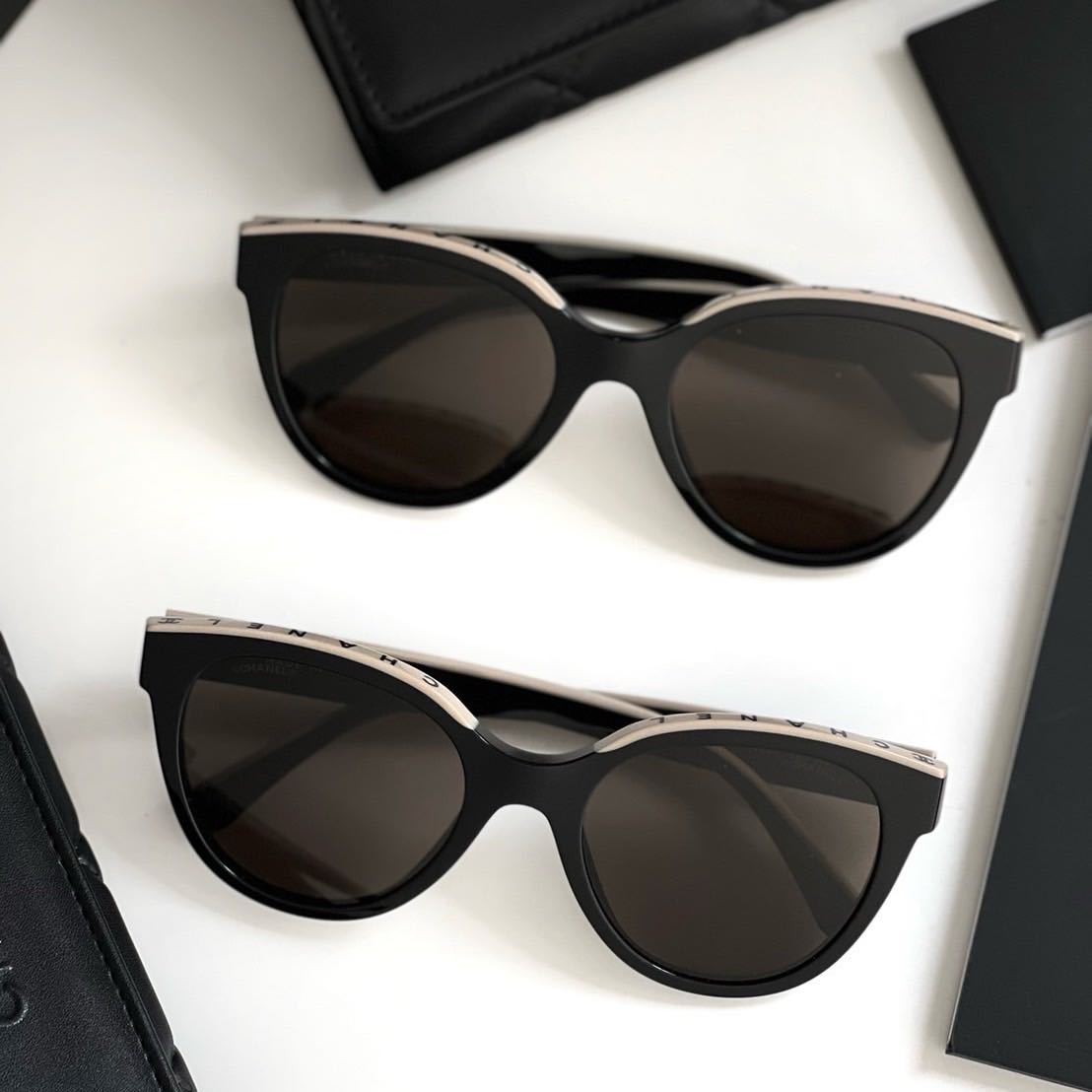 CHANEL 5414 Sunglasses