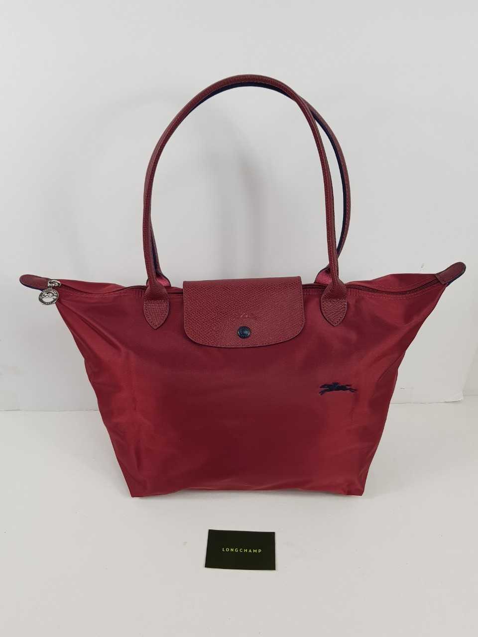 LONGCHAMP Le Pliage Club Medium Shoulder Tote Bag In Garnet Red