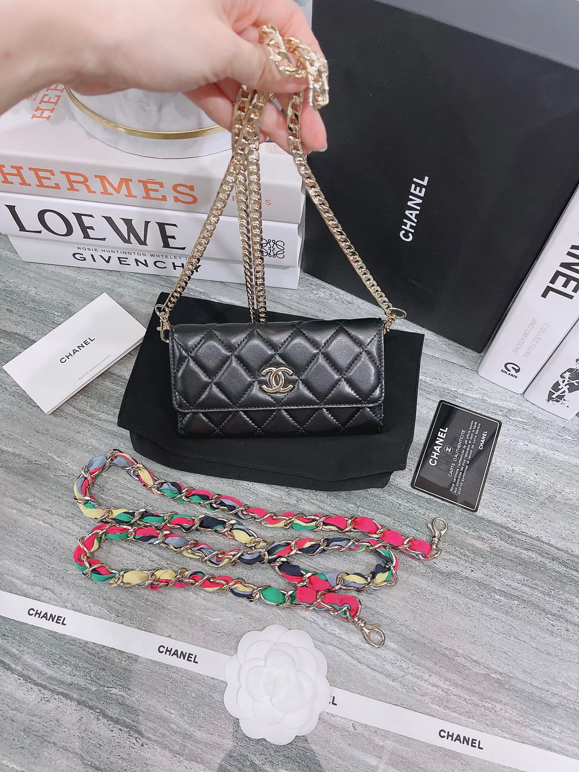 Used in good condition Chanel belt bag crossbody size 6 inch