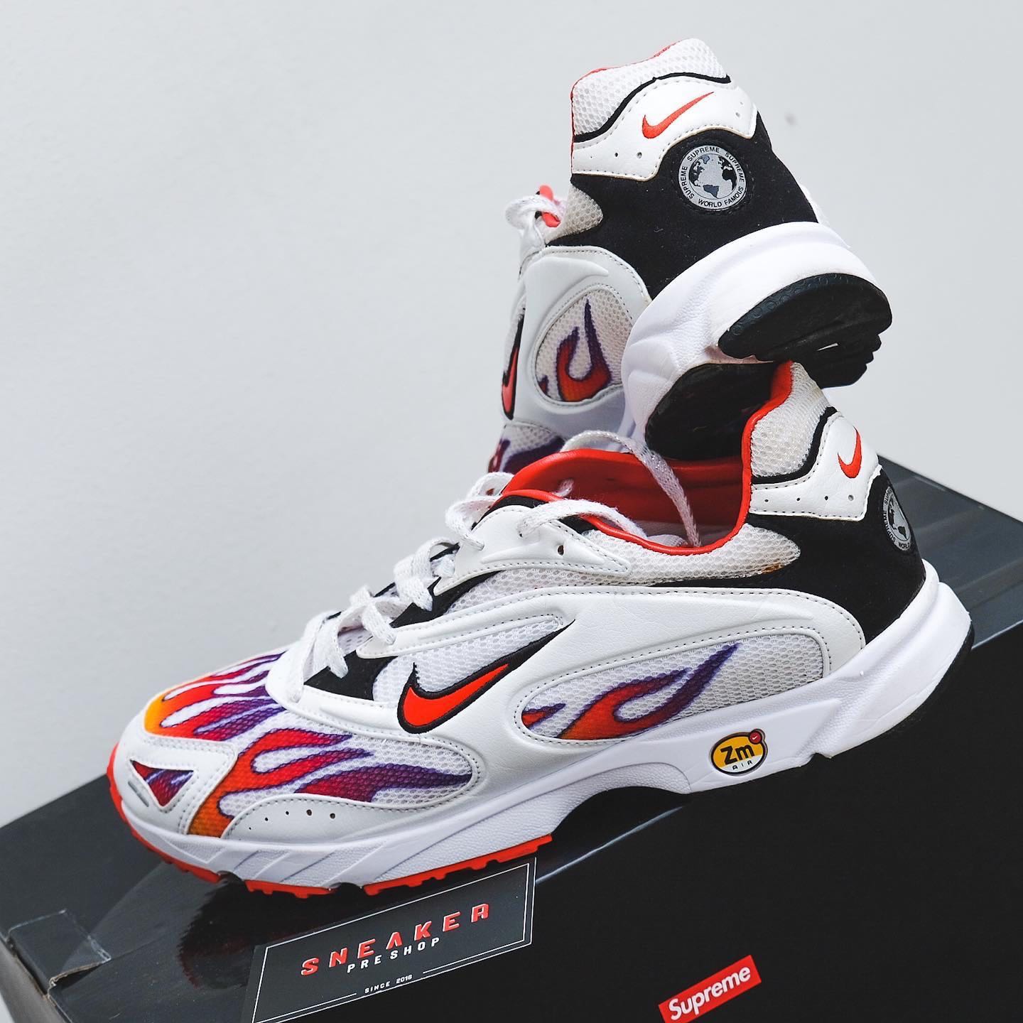 Nike Zoom Streak Spectrum Plus x Supreme LINE SHOPPING