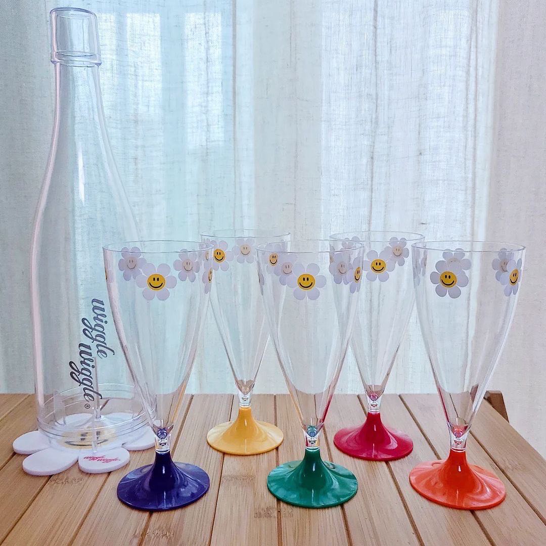 Wiggly Wine Glass Cups