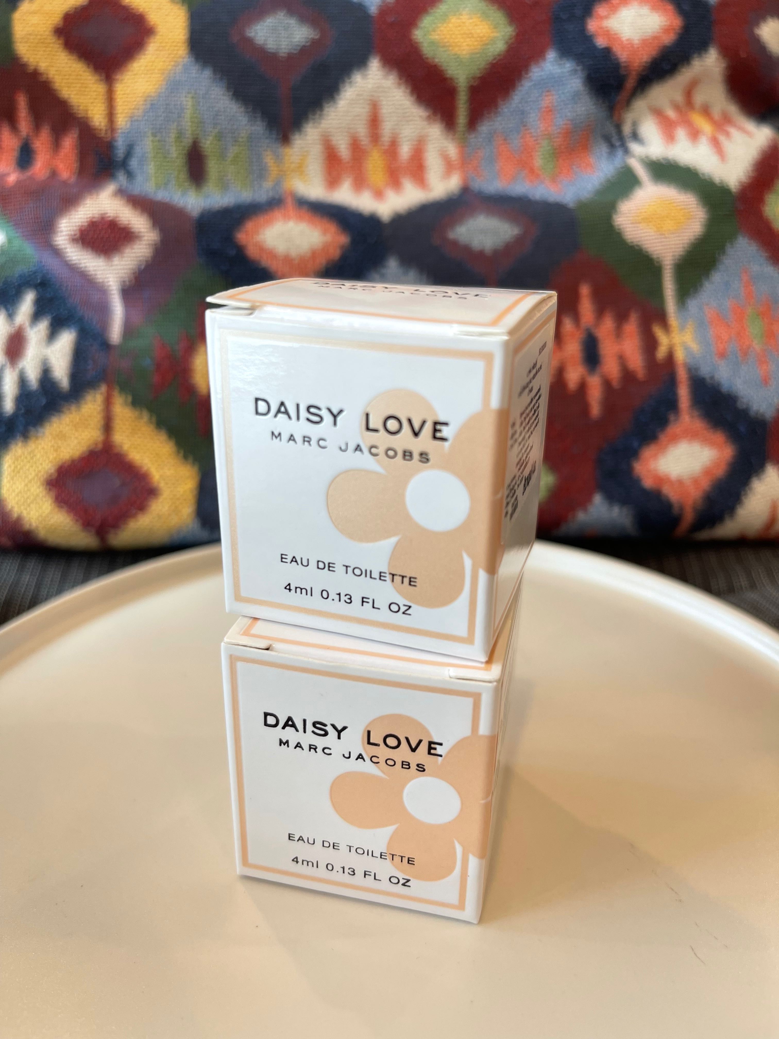 Daisy best sale love 4ml