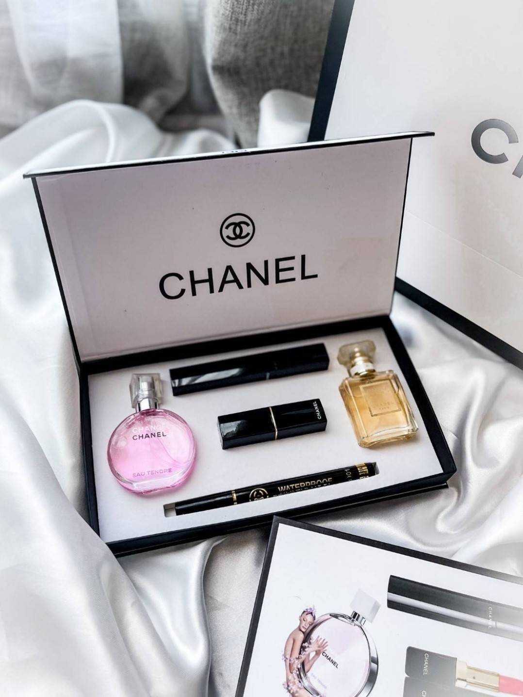 Set เครื่องสำอางค์ Chanel 5In1 | Line Shopping