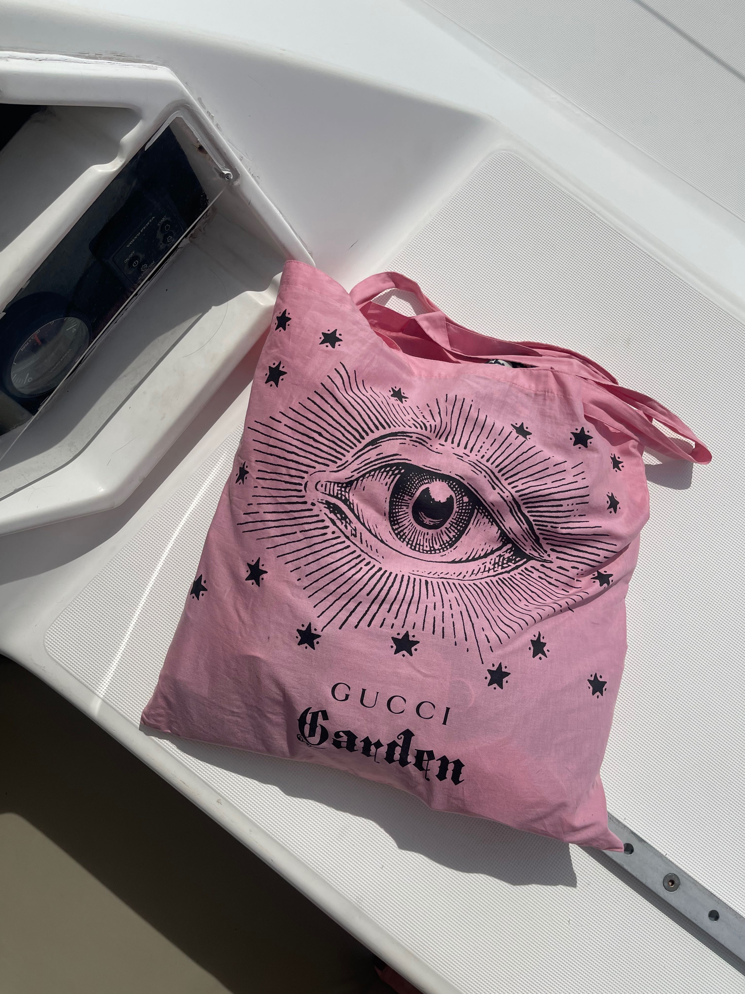 Gucci garden tote 2025