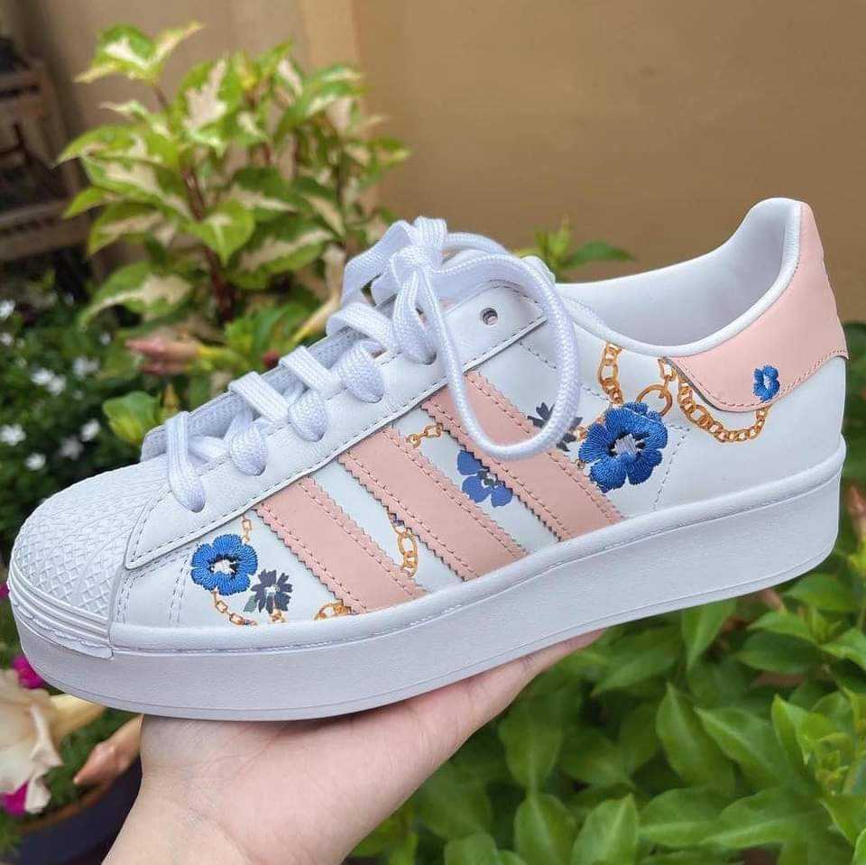 SUPERSTAR HER STUDIO LONDON LINE SHOPPING