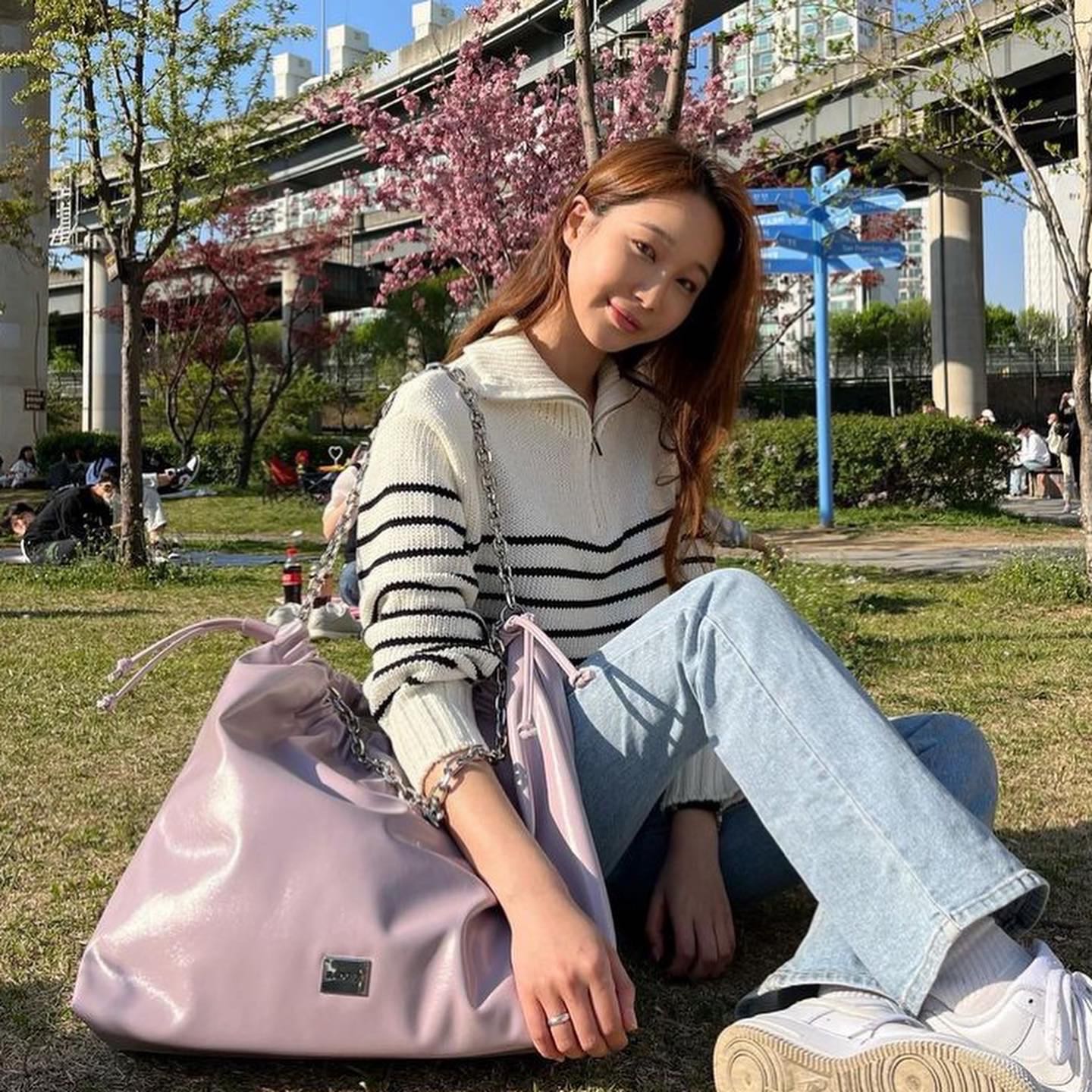 PREORDER] BADGIGI CH. TRAWSTRING BAG ค่าส่ง 80 แฟลช | LINE SHOPPING