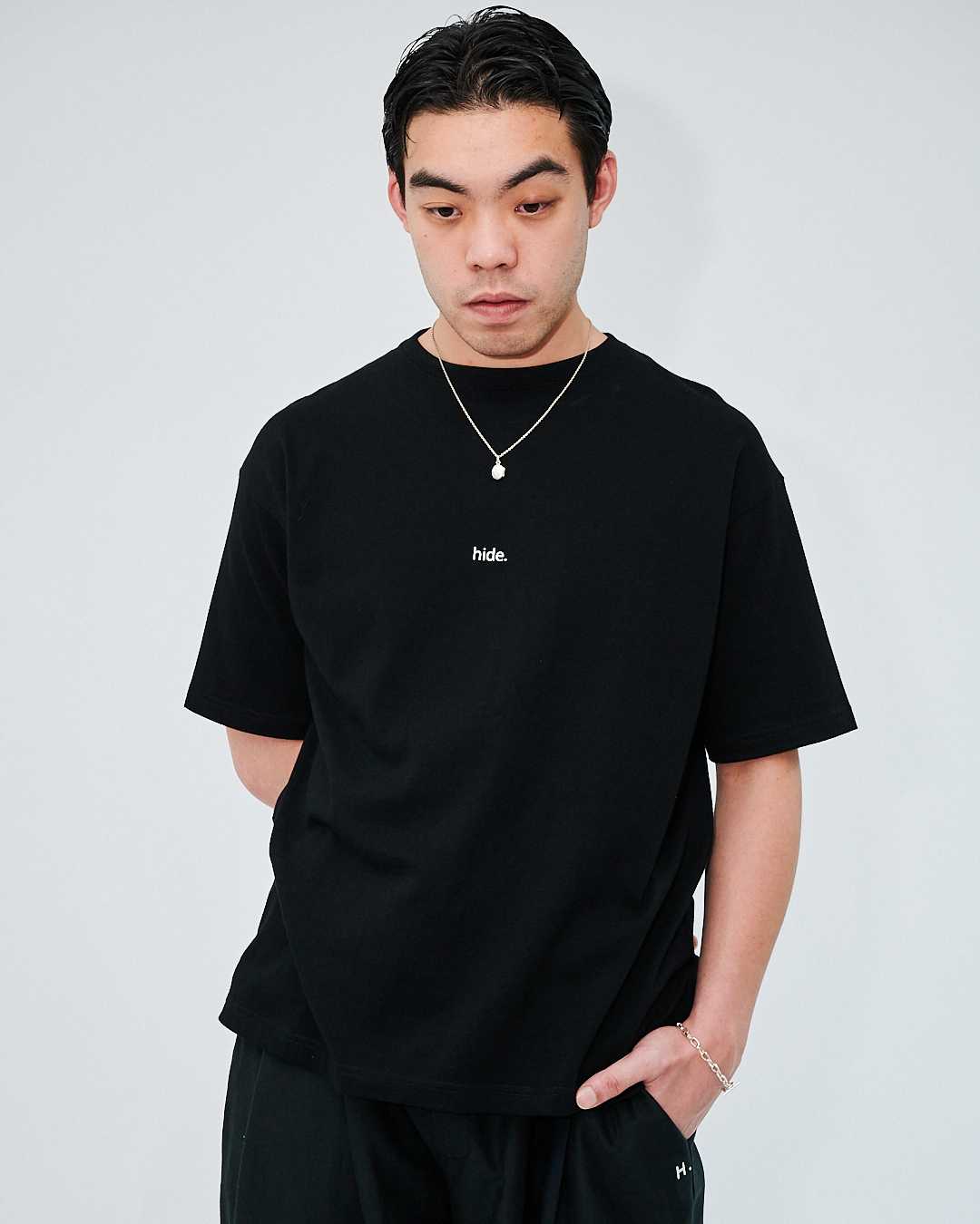 H.017 Oversized T-shirt Logo - Black (Gildan) | LINE SHOPPING