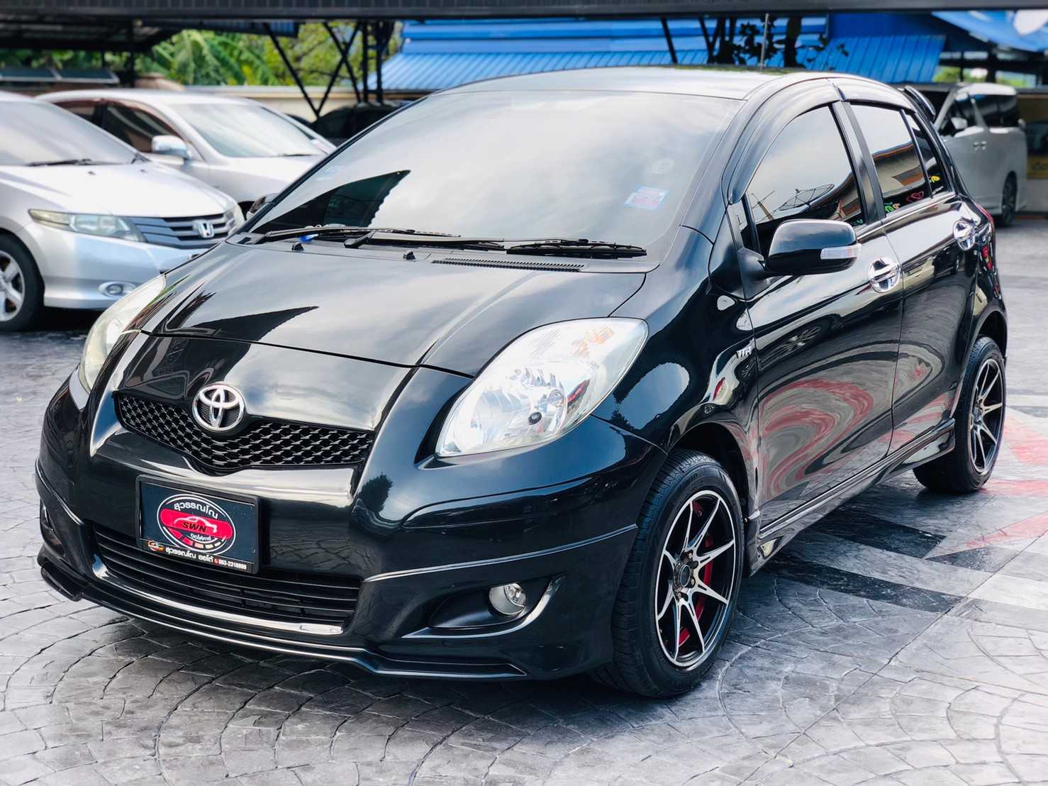 Toyota yaris store 1.5 e