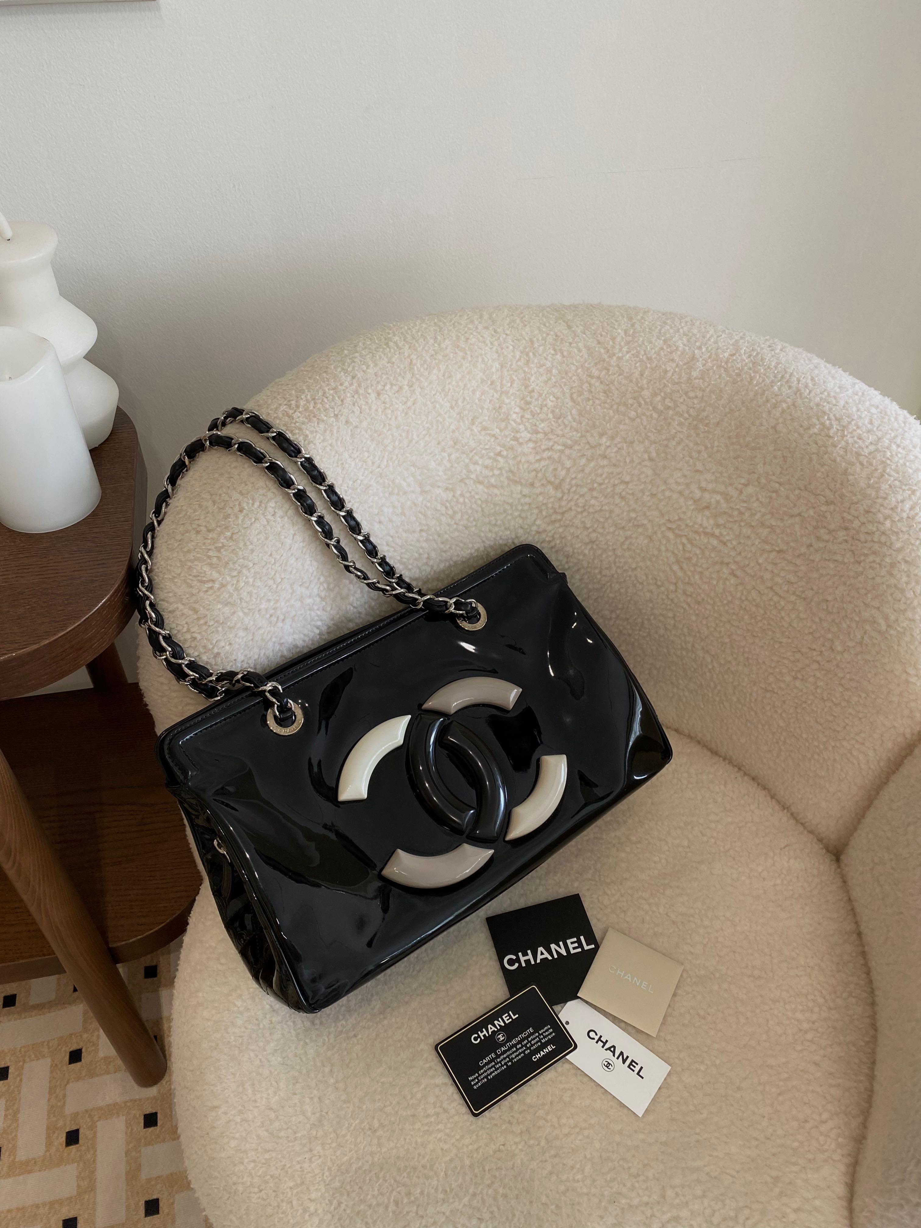 Chanel vintage lipstick Patent Chain Bag LINE SHOPPING