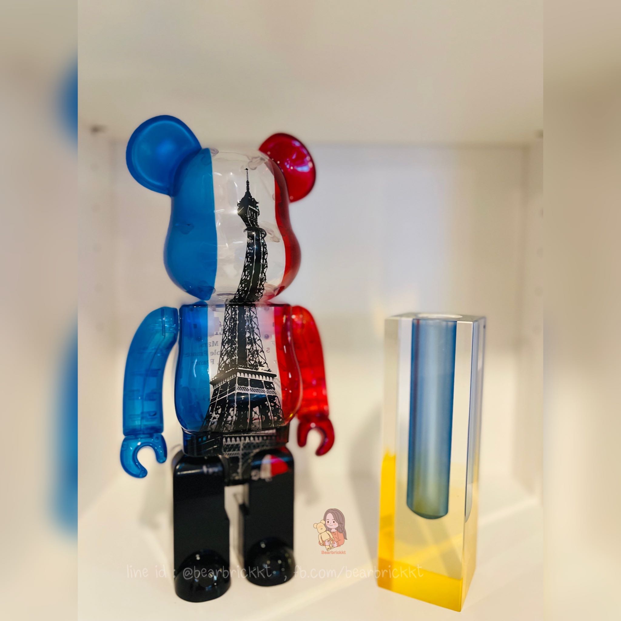 bearbrick Eiffel Tower Tricolor | LINE SHOPPING