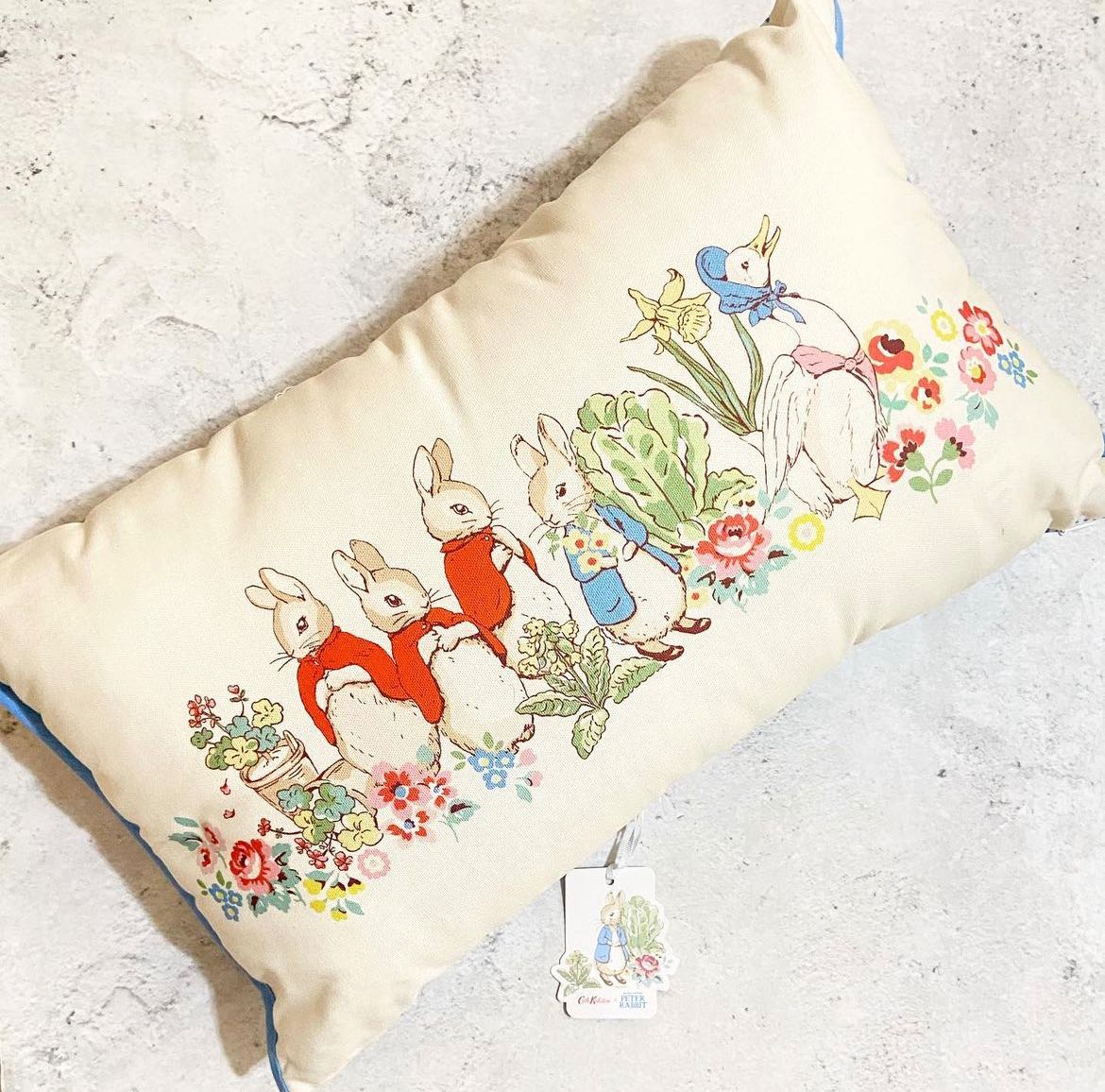 Cath Kidston Peter Rabbit Ditsy Cushion LINE SHOPPING