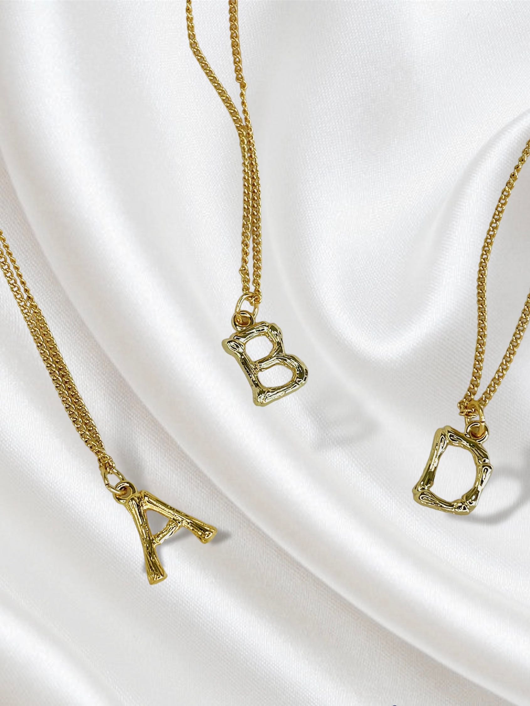 Necklace Alphabet | LINE SHOPPING