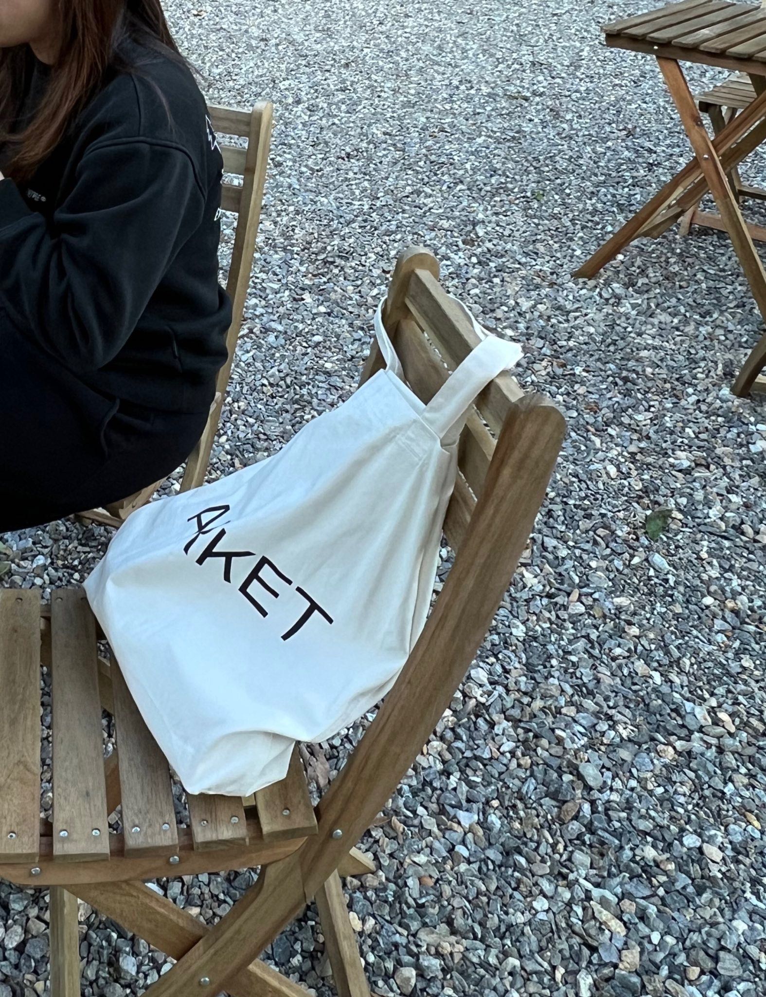 Arket canvas tote bag LINE SHOPPING
