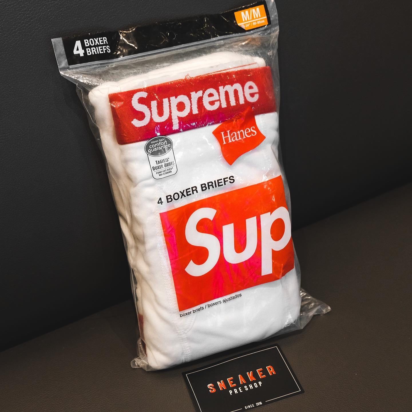 Supreme x hanes boxer briefs hotsell