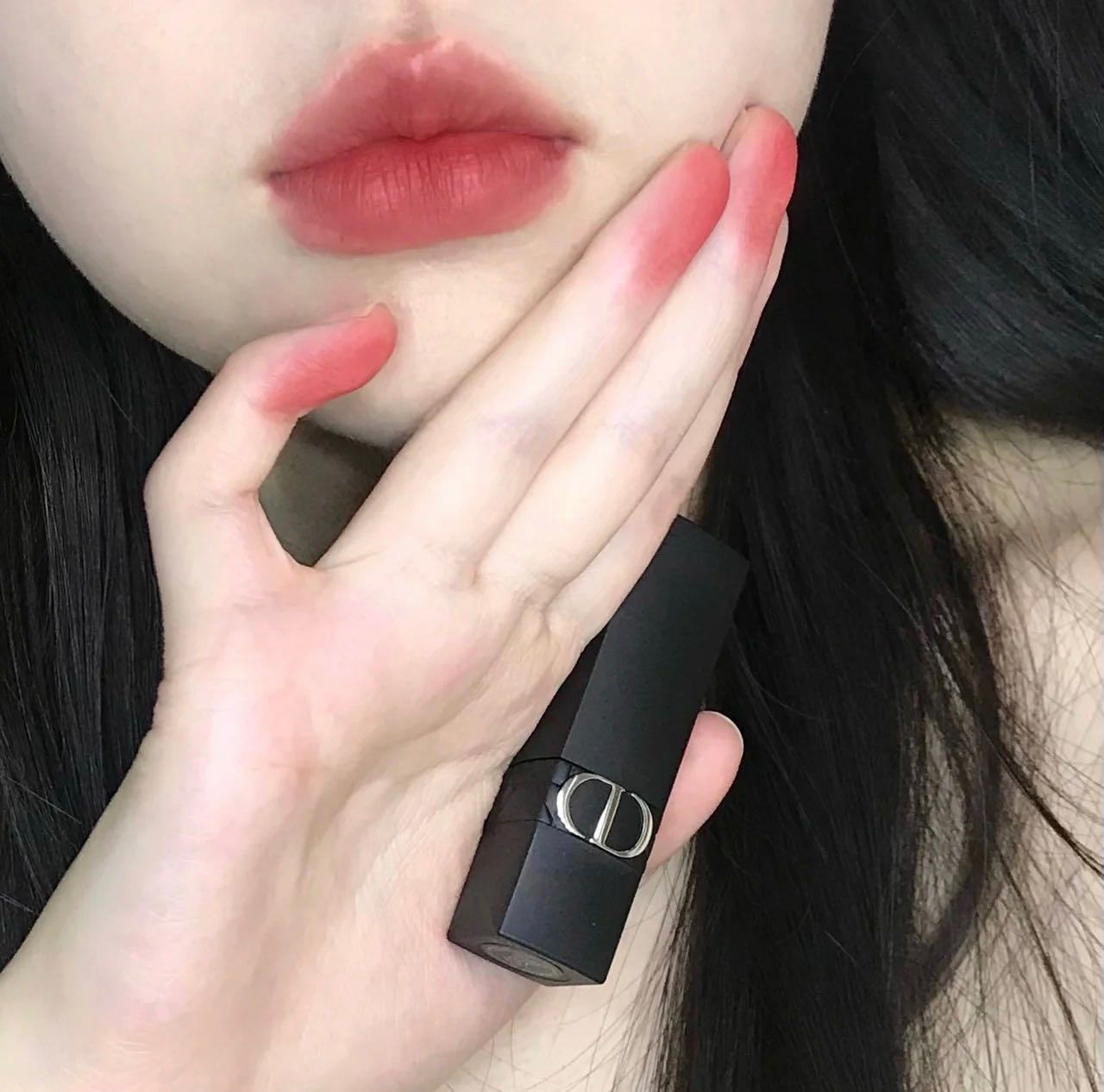 Dior reckless store matte 527