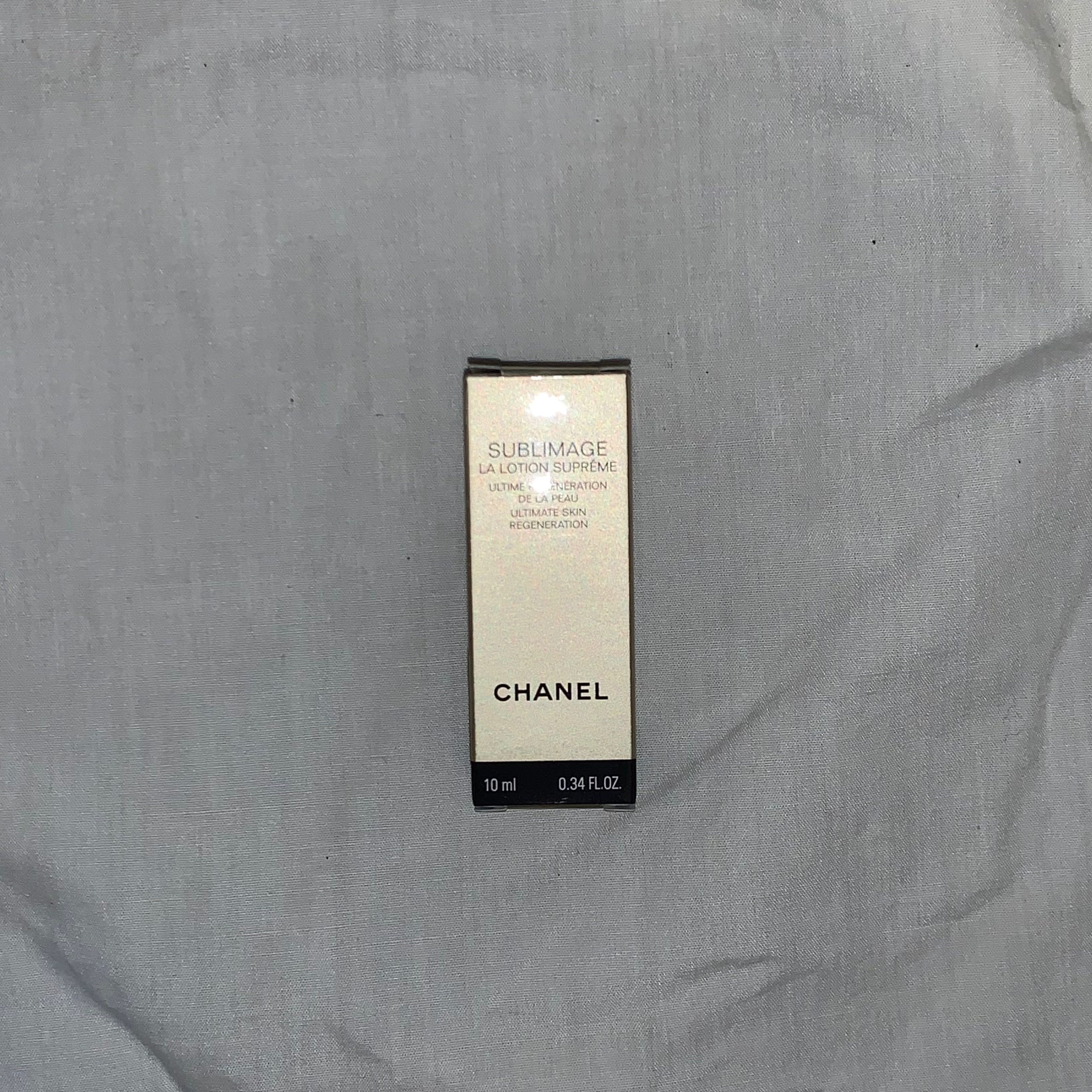 Tester) chanel sublimage la lotion supreme ultimate skin regeneration