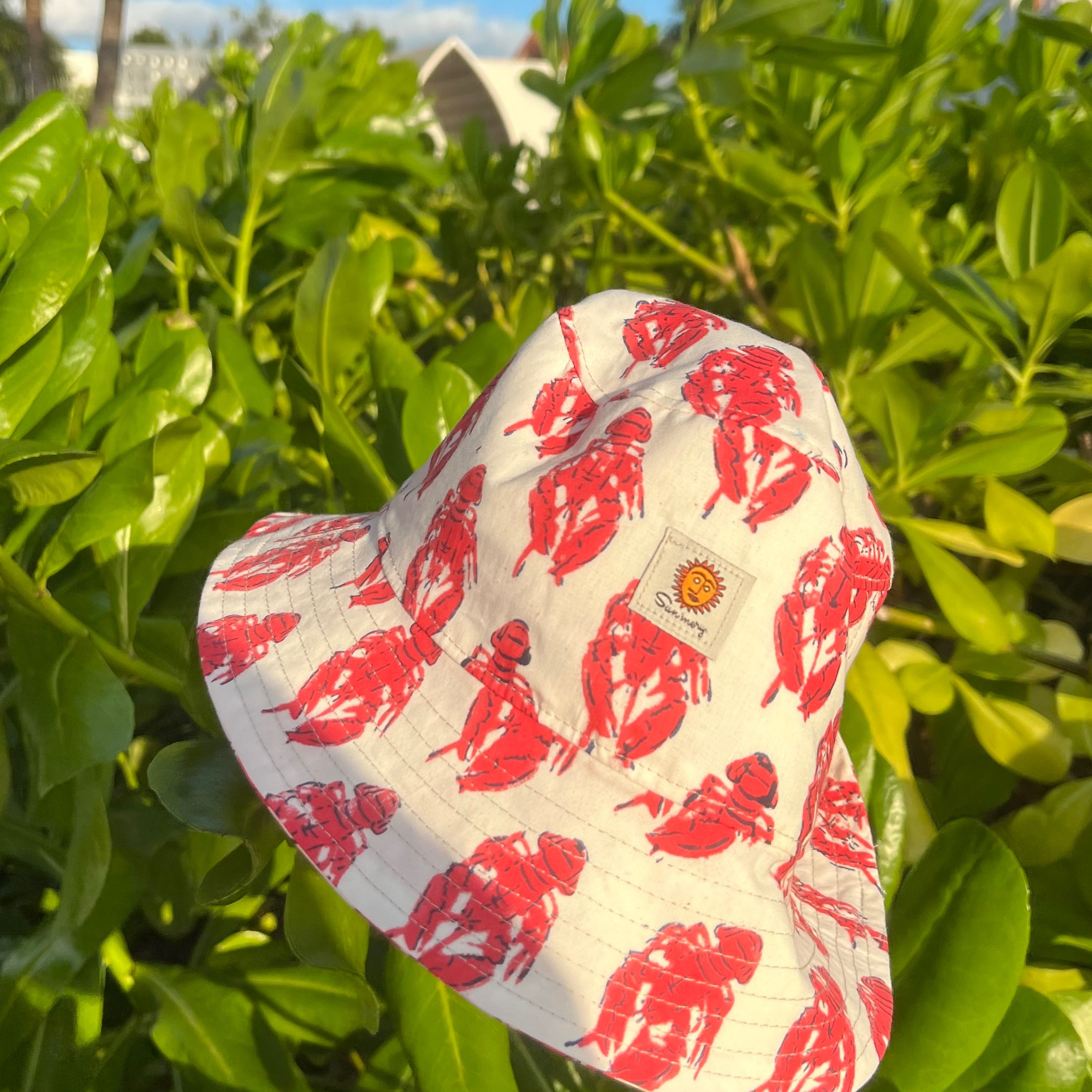 Lobster bucket shop hat