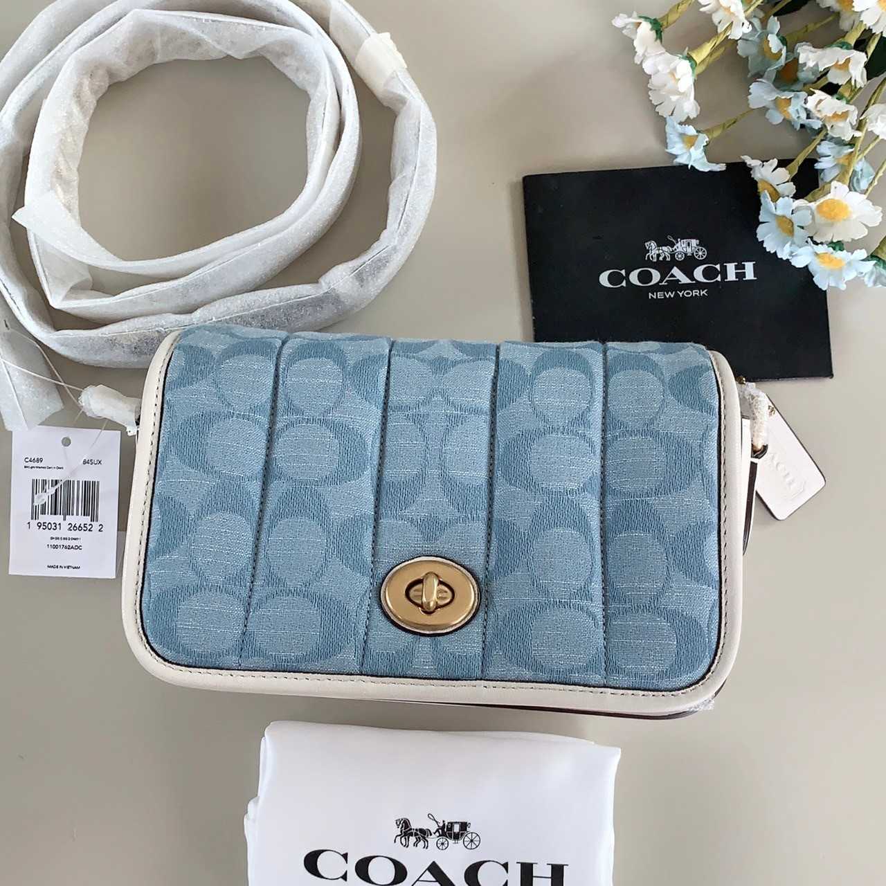 Coach Dinky 18 In Signature Chambray With Quilting c4689 LINE