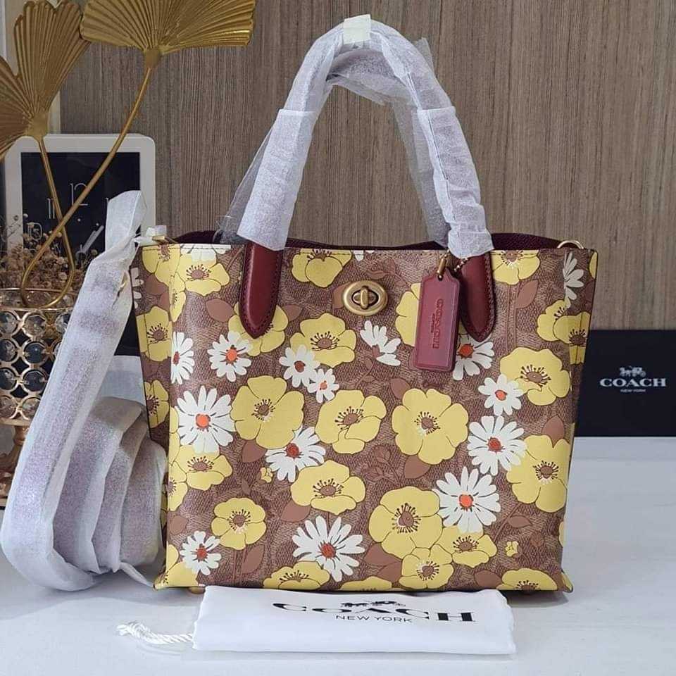 COACH C9721 Willow Tote 24 In Signature Canvas With Floral Print