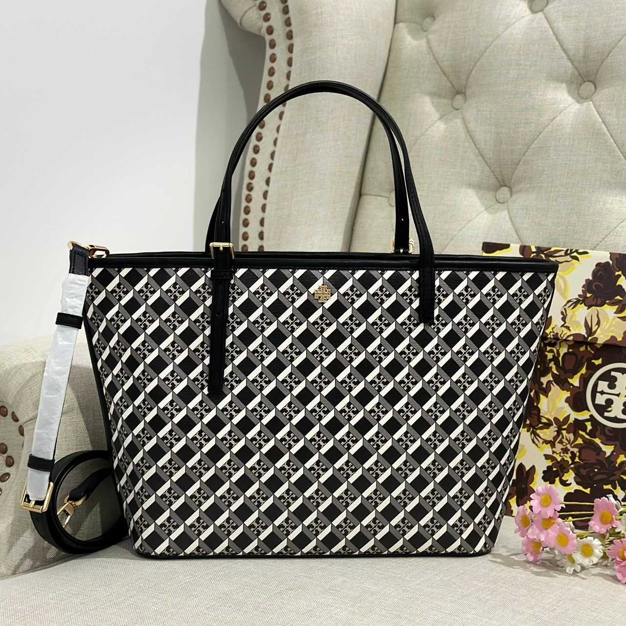 Tory Burch Geo Logo Top Zip Tote