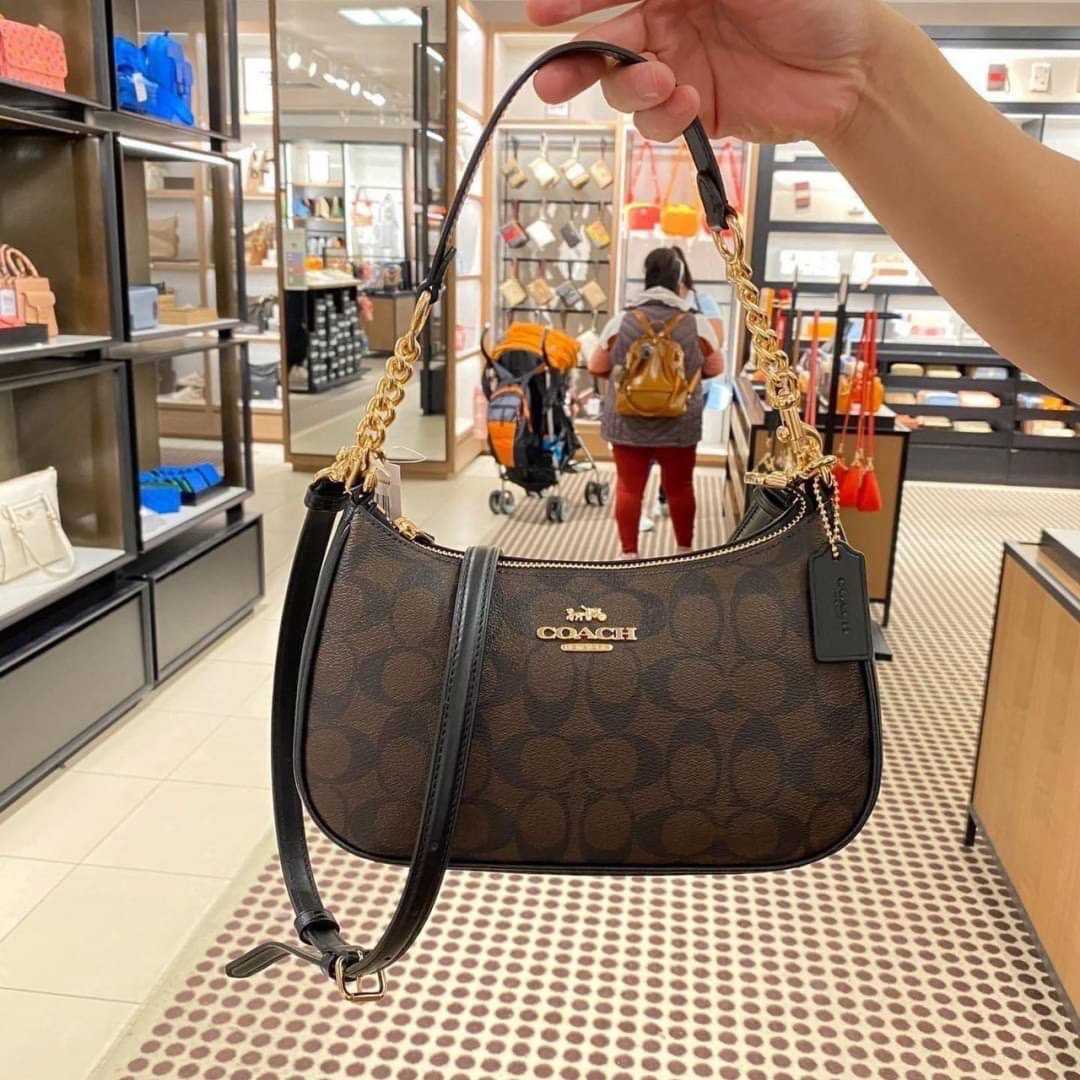 กระเป๋าสะพาย Coach Teri Shoulder Bag In Signature Canvas CA548 LINE SHOPPING