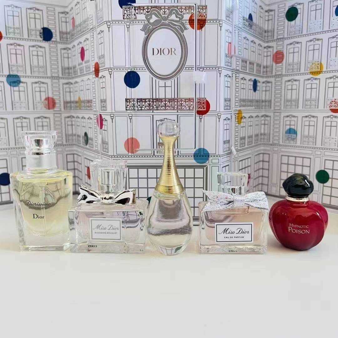 Dior perfume outlet miniatures