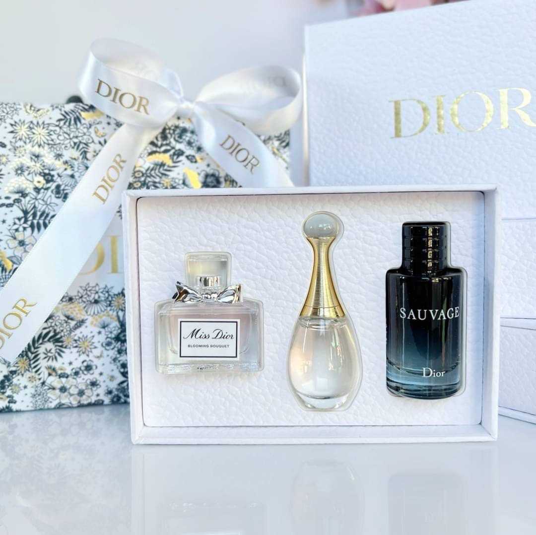 Dior perfume set of 3 Travel size Miniature set เซ็ตน้ำหอมพร้อมถุง