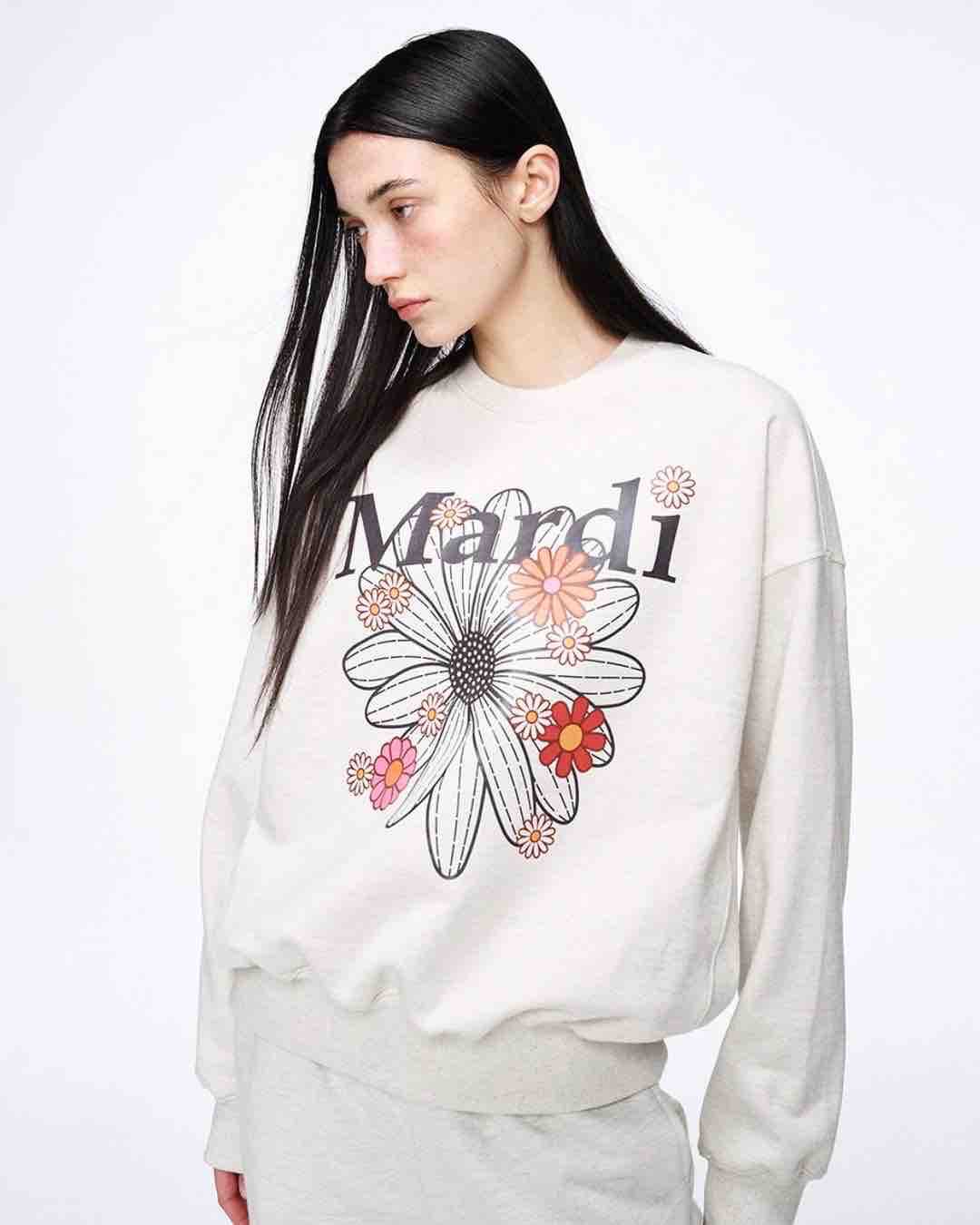 (พร้อมส่ง) Mardi mercredi sweatshirt blossom oatmeal | LINE SHOPPING