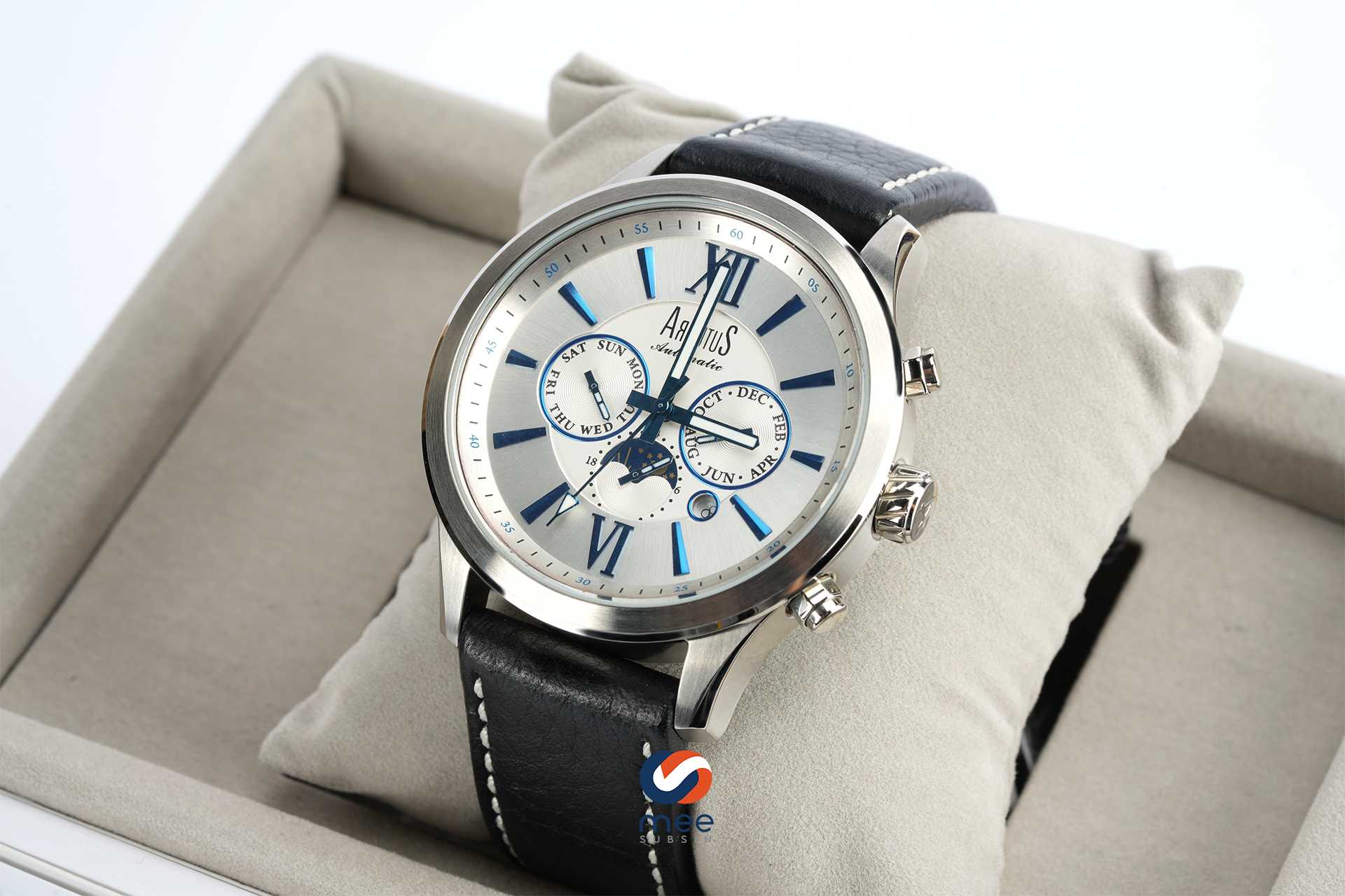 Arbutus watch discount