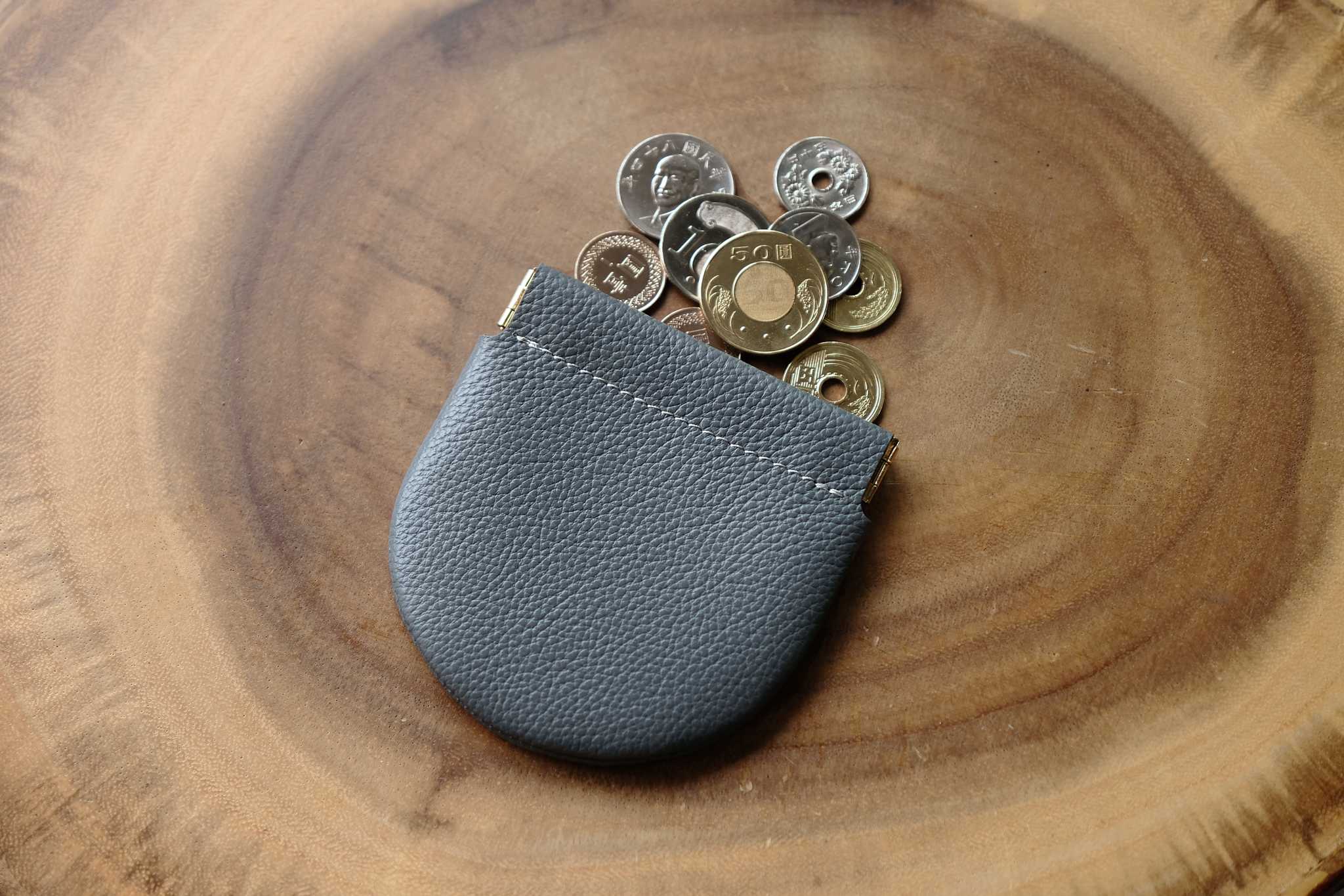 Grey leather purse new arrivals
