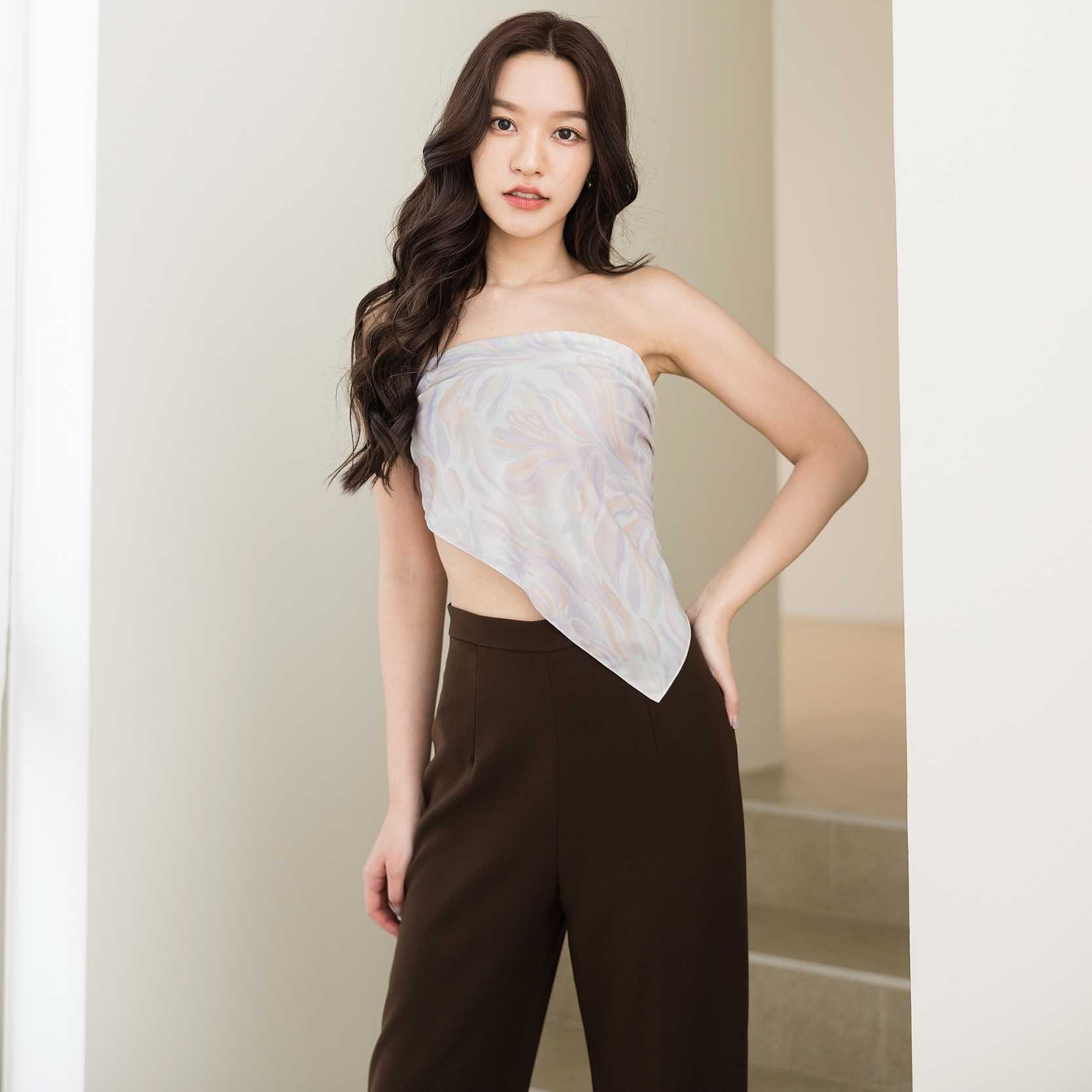 Luxury Icon Print Short Set with Scarf(pink) main image 1