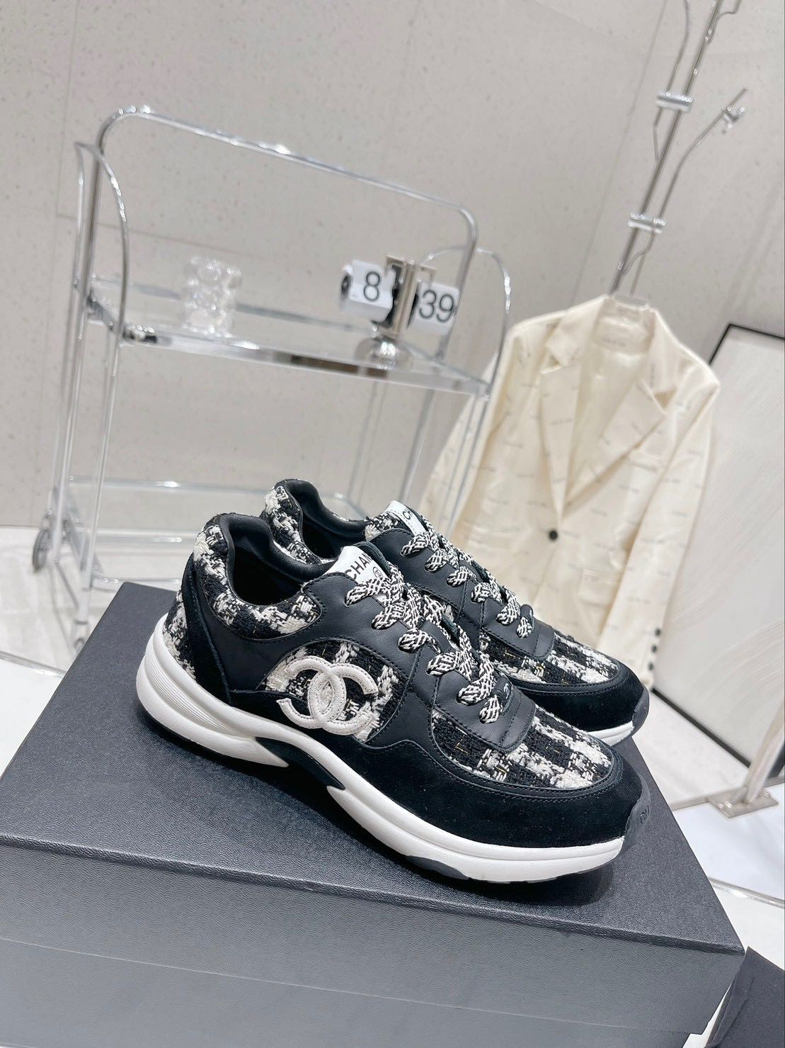 Chanel LINE SHOPPING