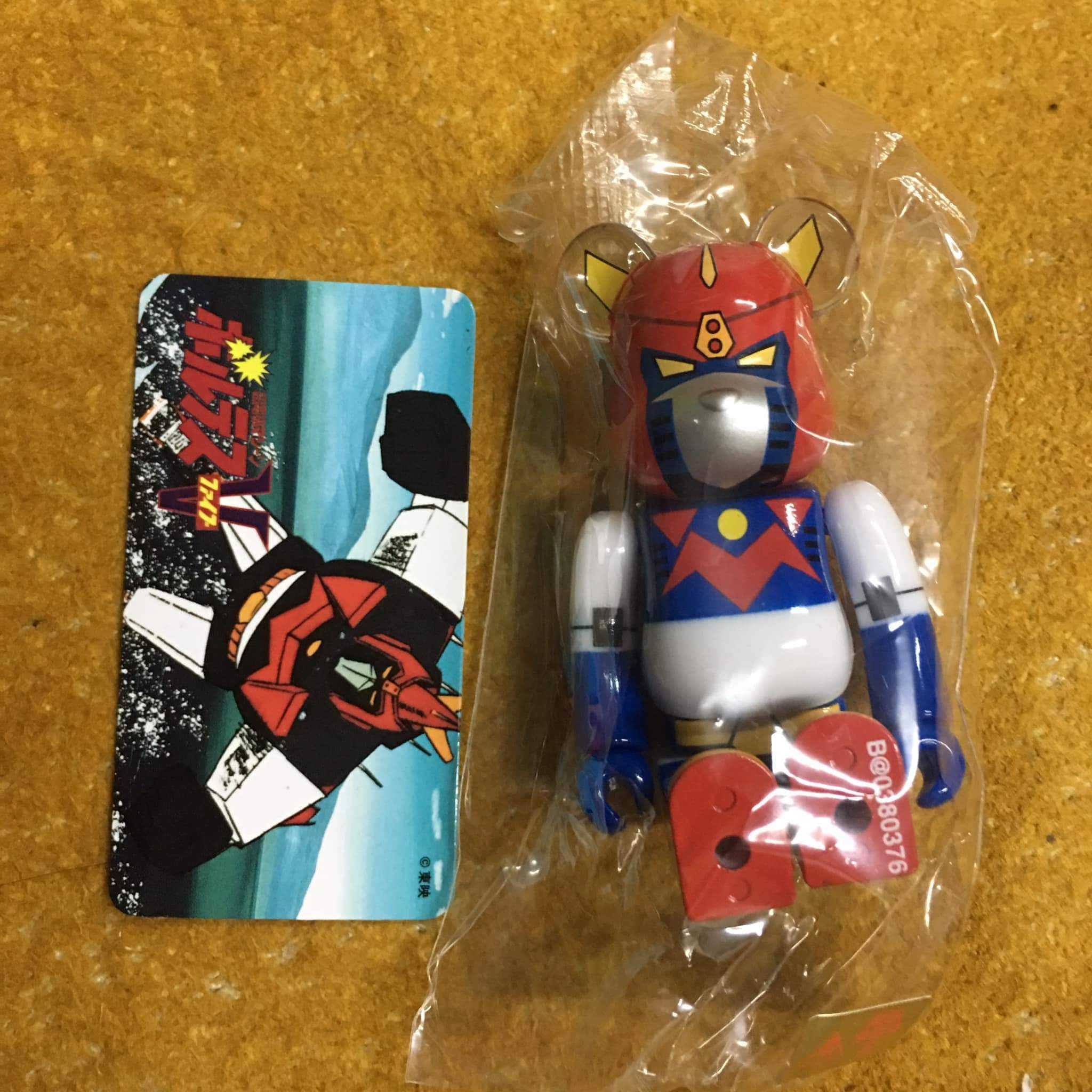 Bearbrick voltes v top