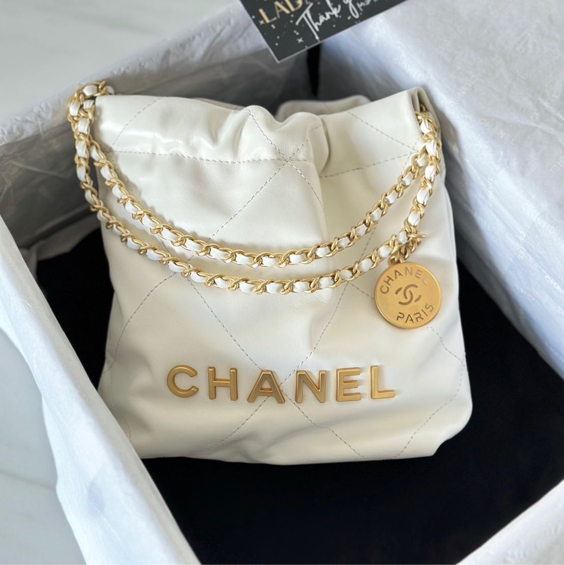 Bolso de Mano CHANEL 22 AS3980 Mini Cadena Blanco Becerro 68224