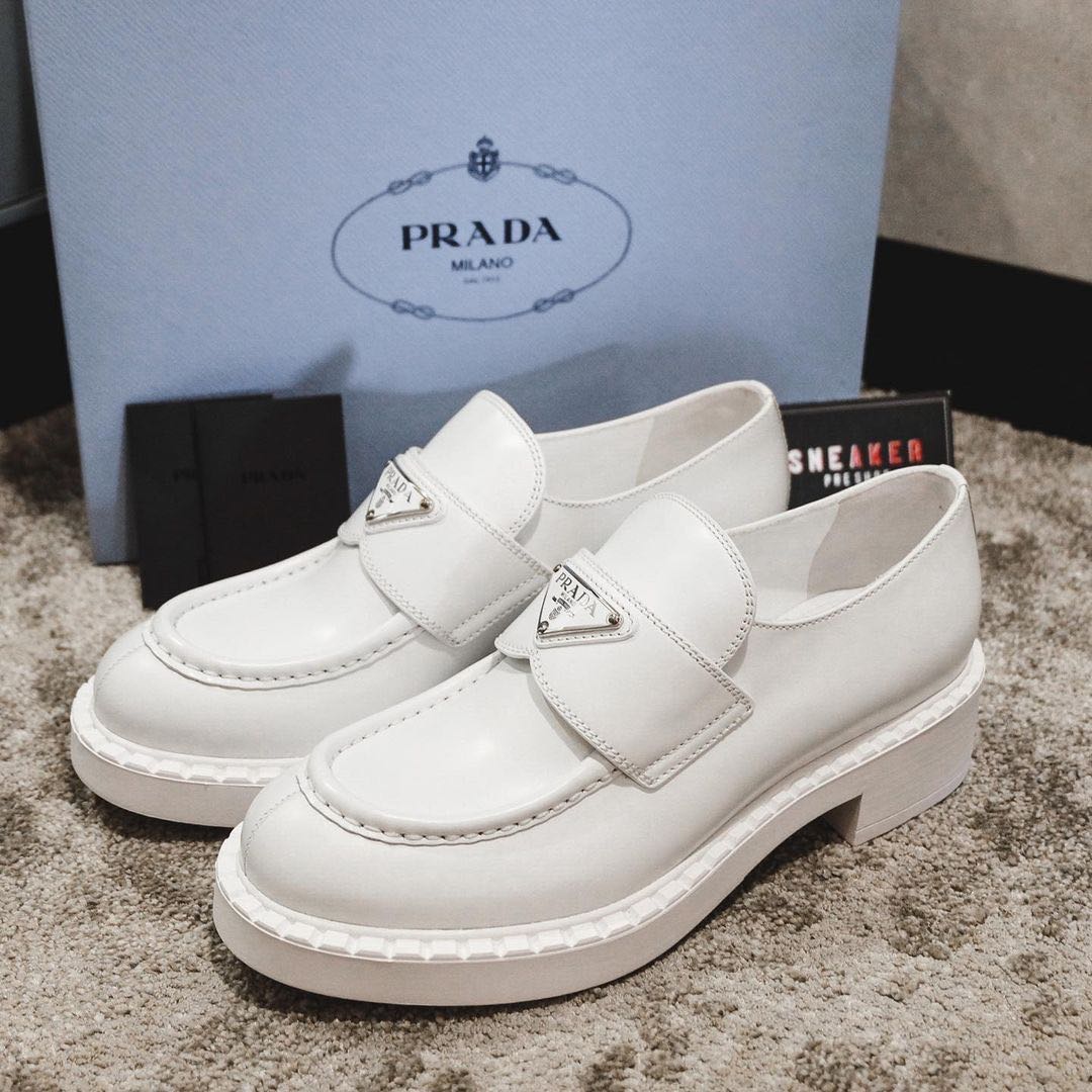Prada chocolates clearance